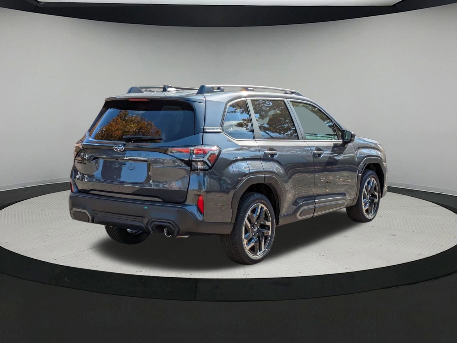2025 Subaru Forester Limited photo 3