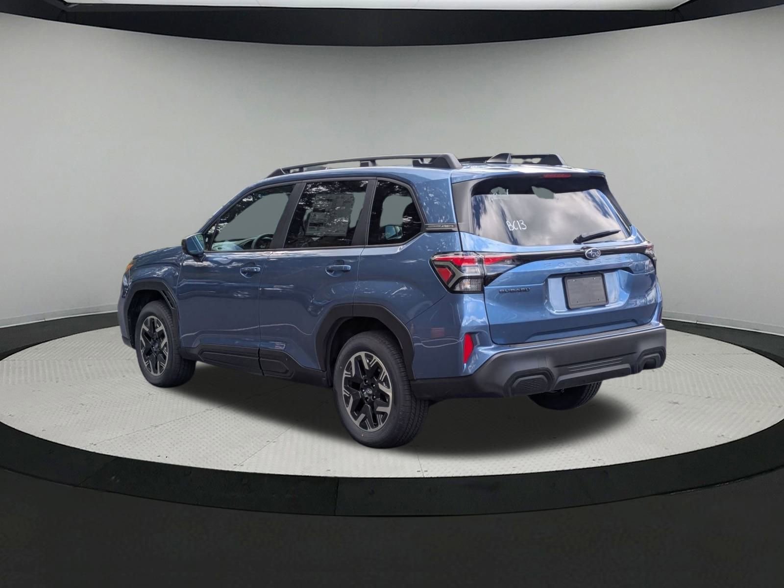 2025 Subaru Forester Premium photo 4