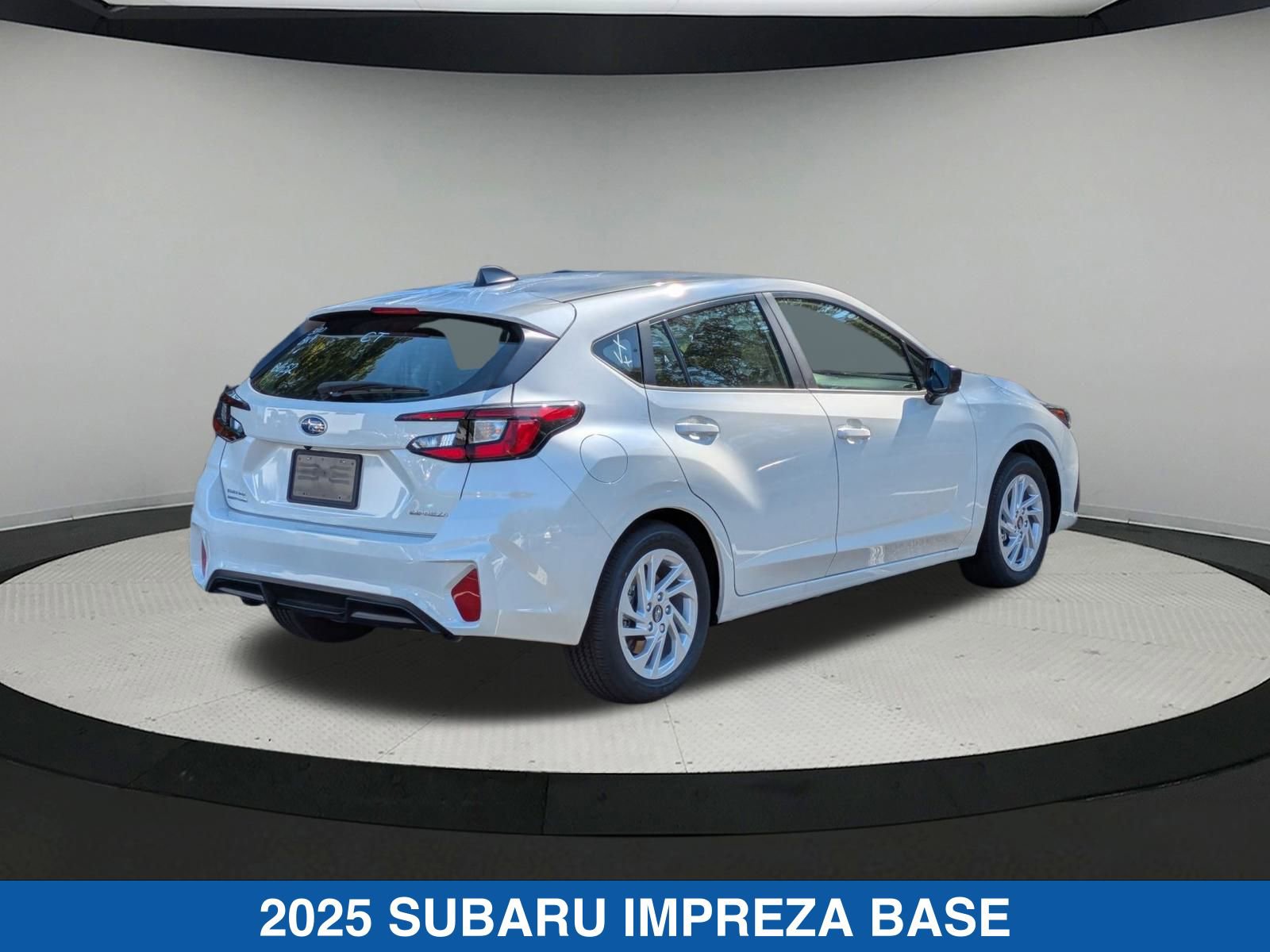 2025 Subaru Impreza Base photo 3