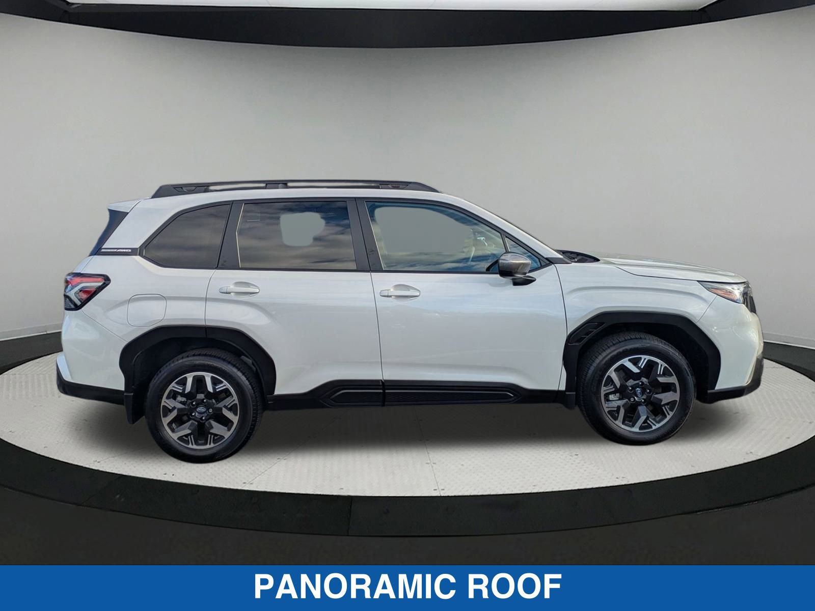 2025 Subaru Forester Premium Base photo 2