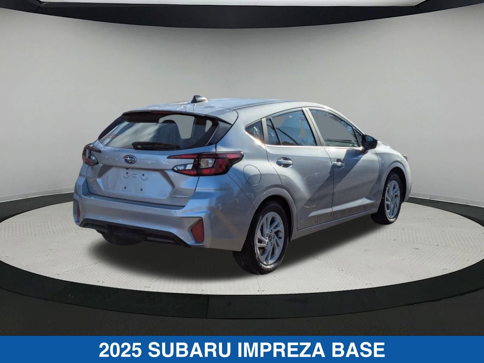 2025 Subaru Impreza Base photo 3