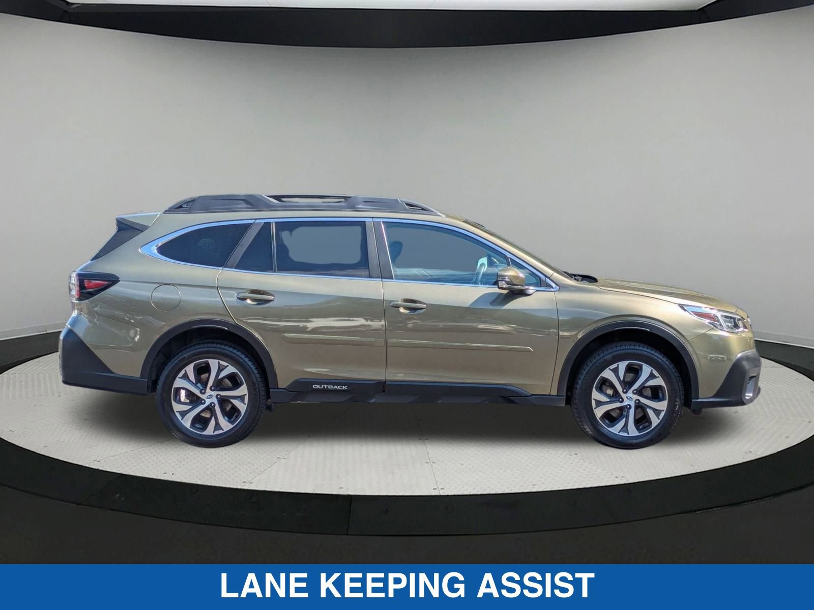 2020 Subaru Outback Limited photo 2