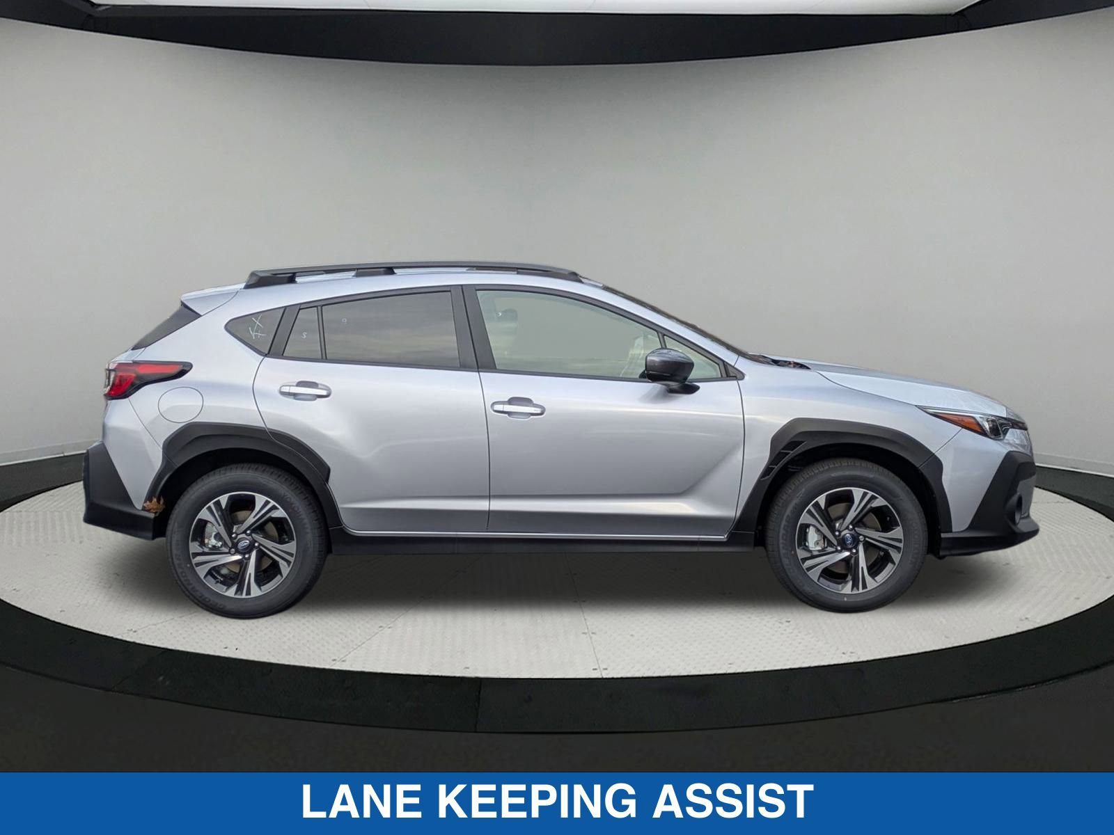 2025 Subaru Crosstrek Premium photo 2