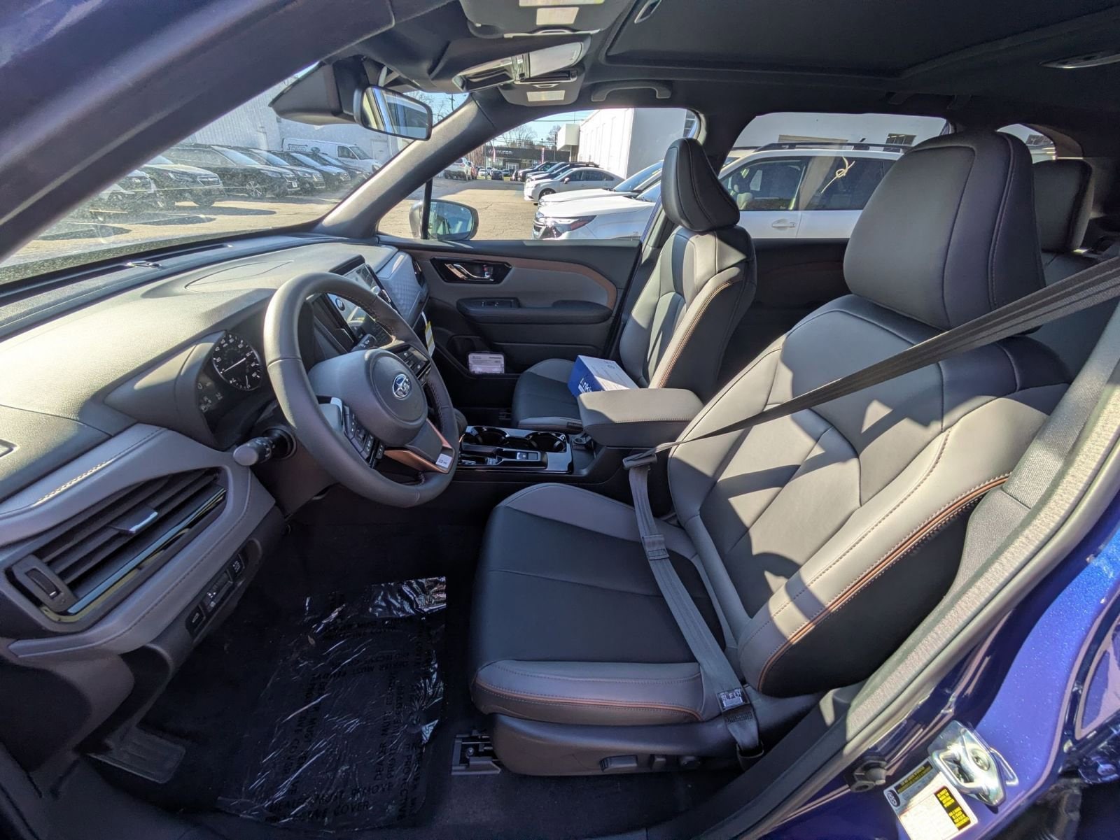 View vehicle photo 6