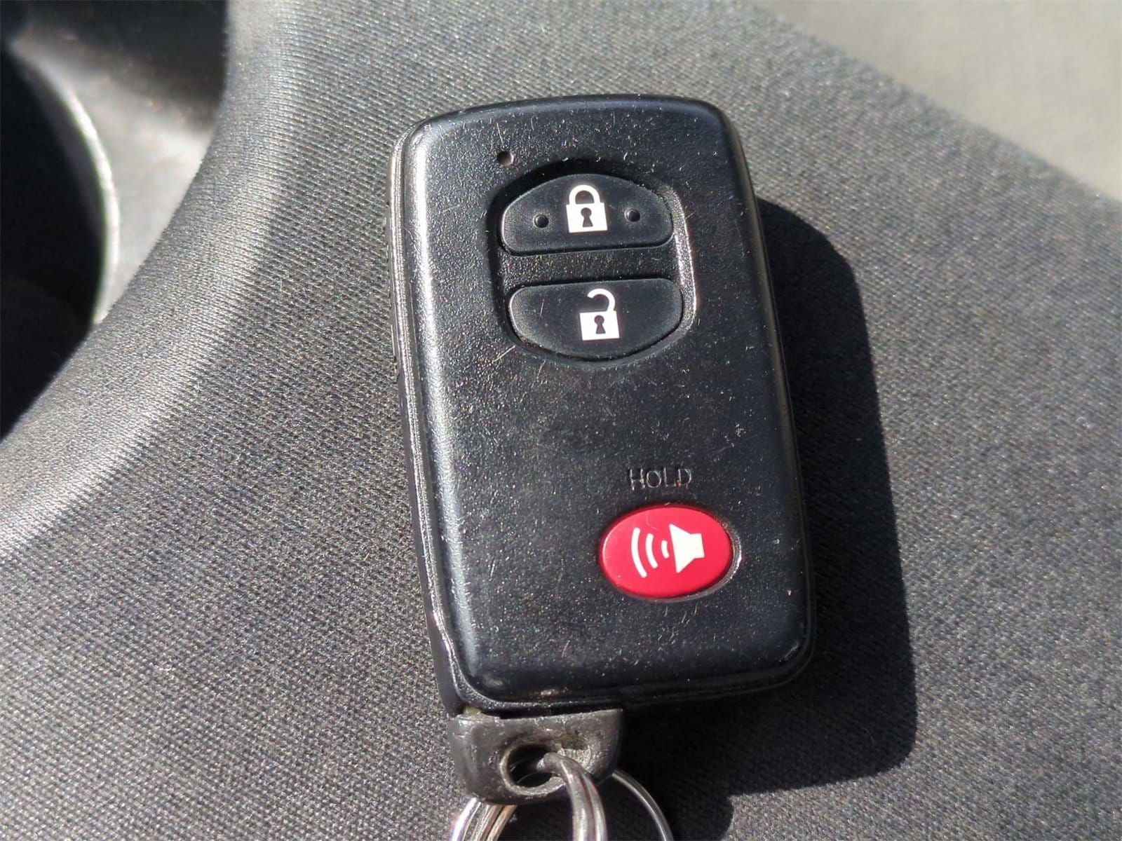 Thumbnail: 2012 Toyota Prius - 32