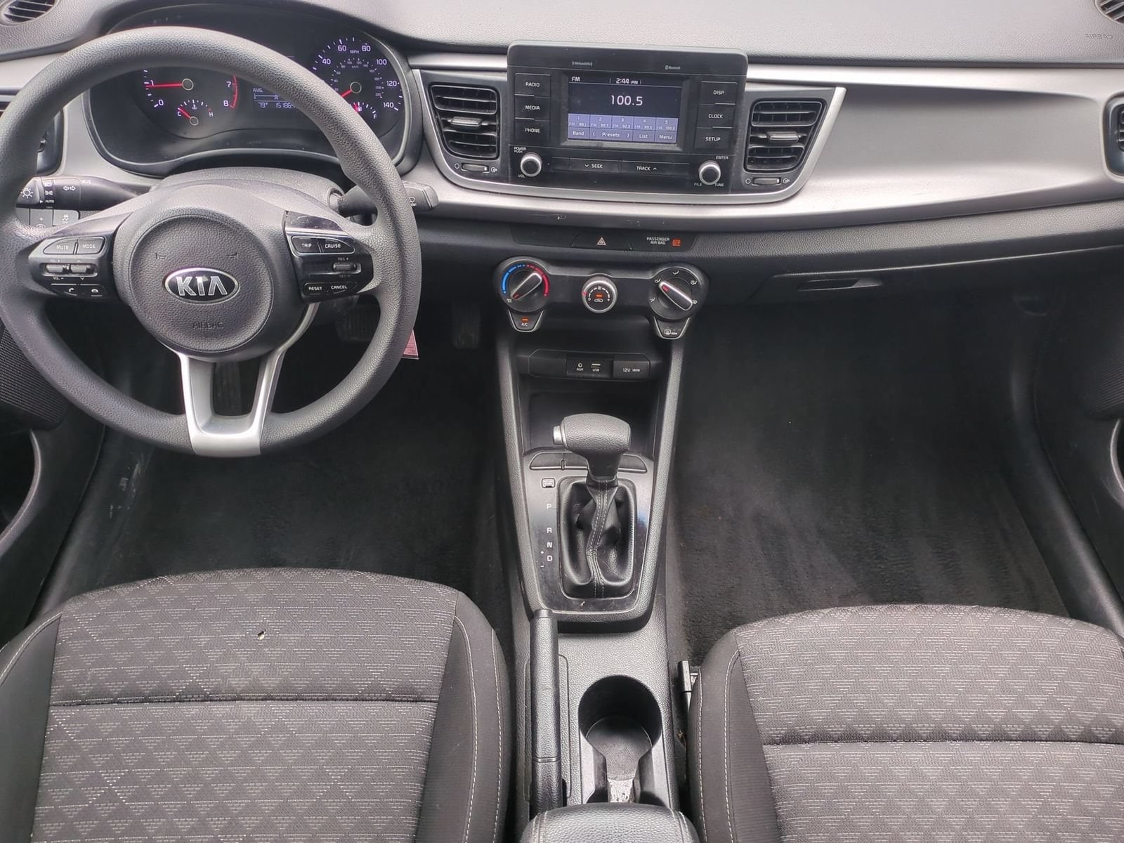 Thumbnail: 2018 Kia Rio - 15