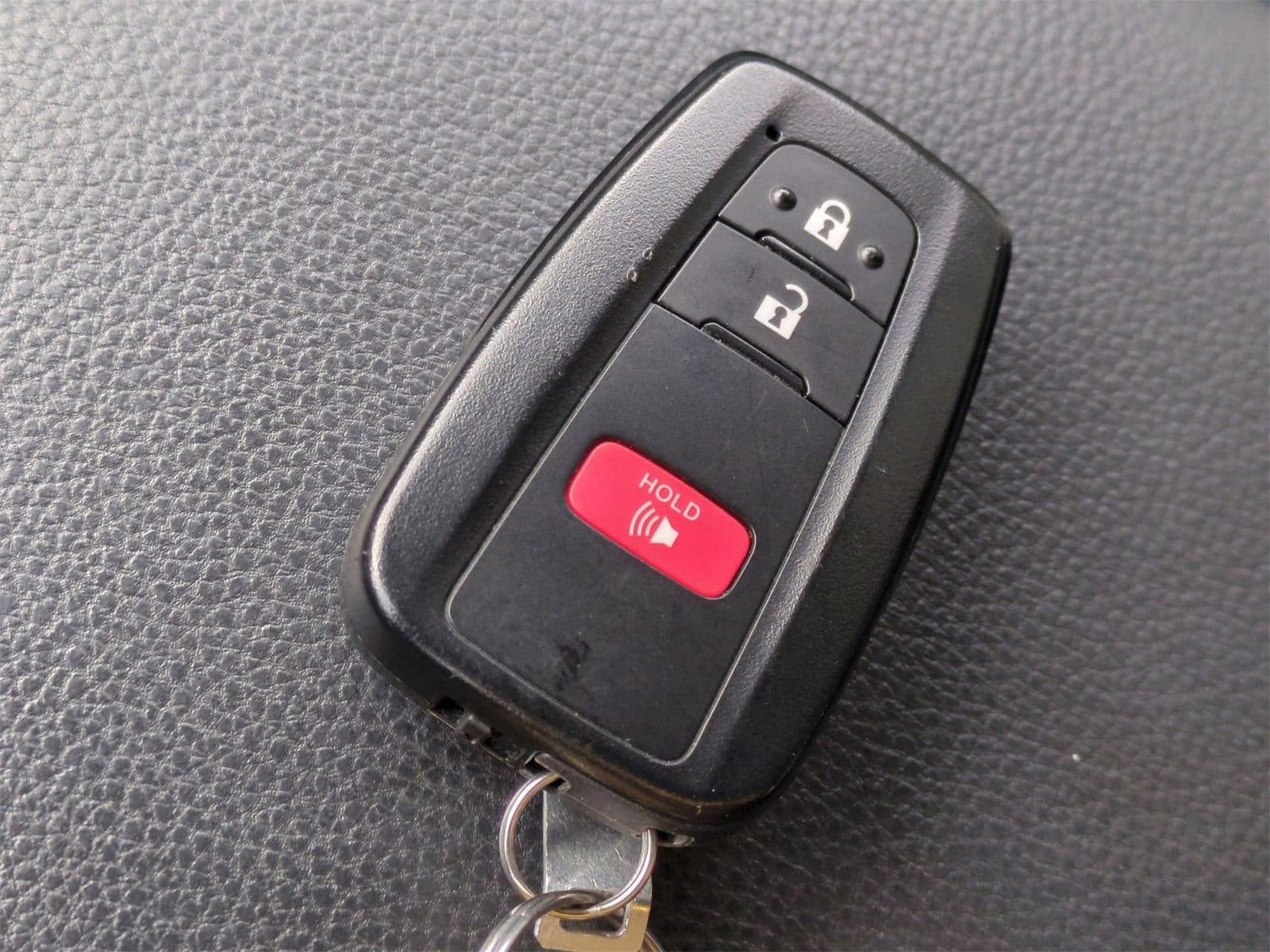 Thumbnail: 2025 Toyota RAV4 - 33