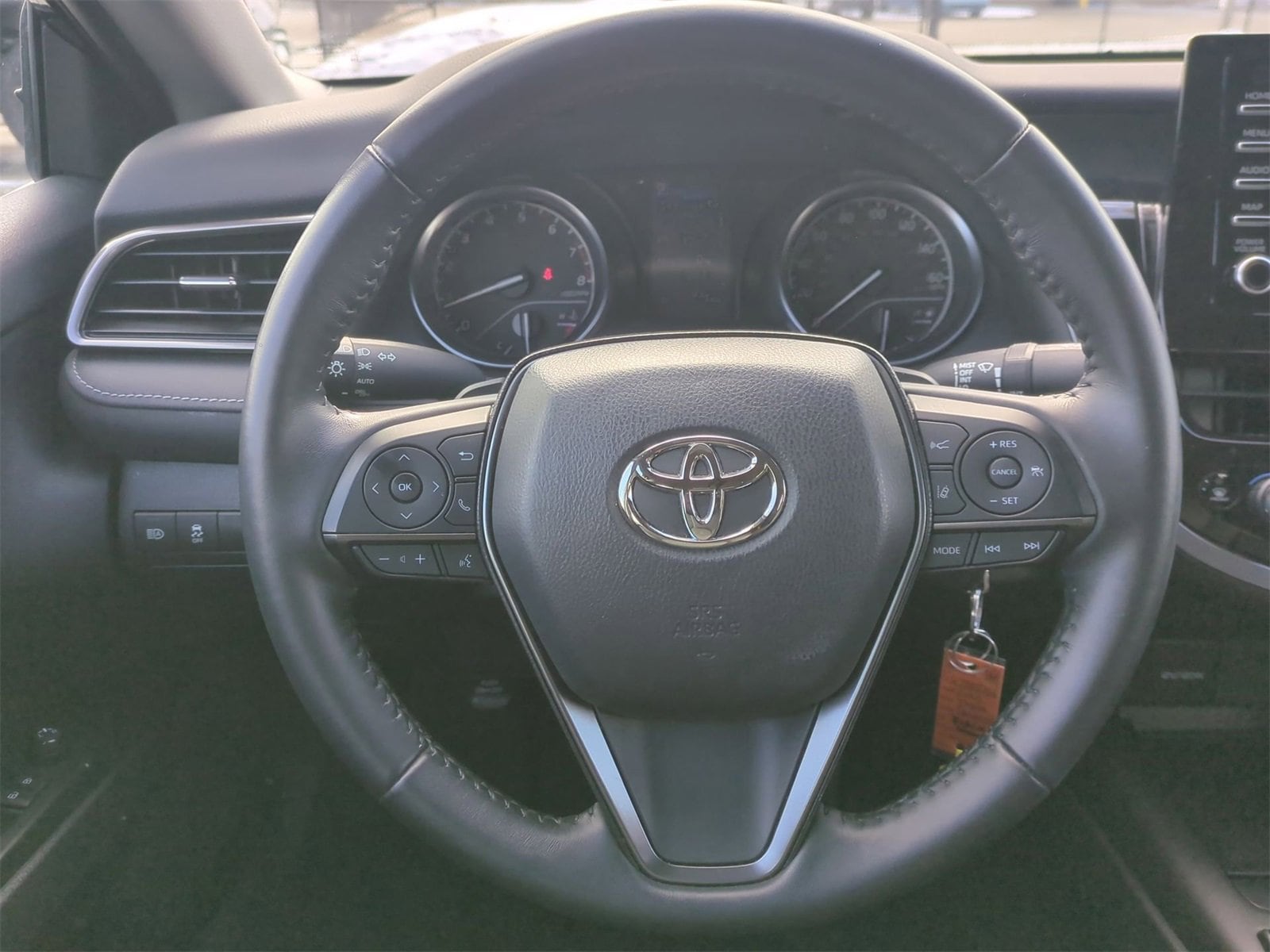 Thumbnail: 2023 Toyota Camry - 21