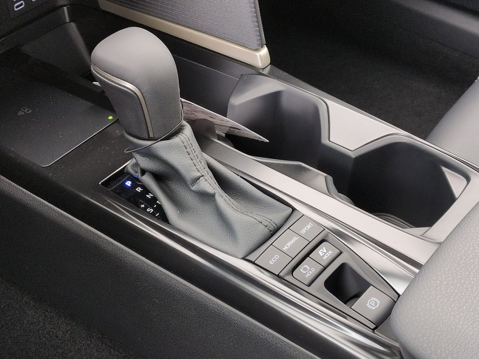 Thumbnail: 2026 Toyota Camry - 32