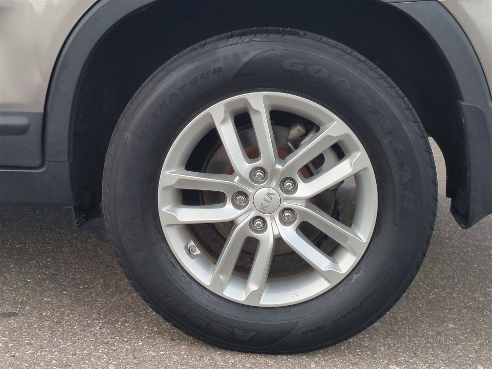 Thumbnail: 2014 Kia Sorento - 14