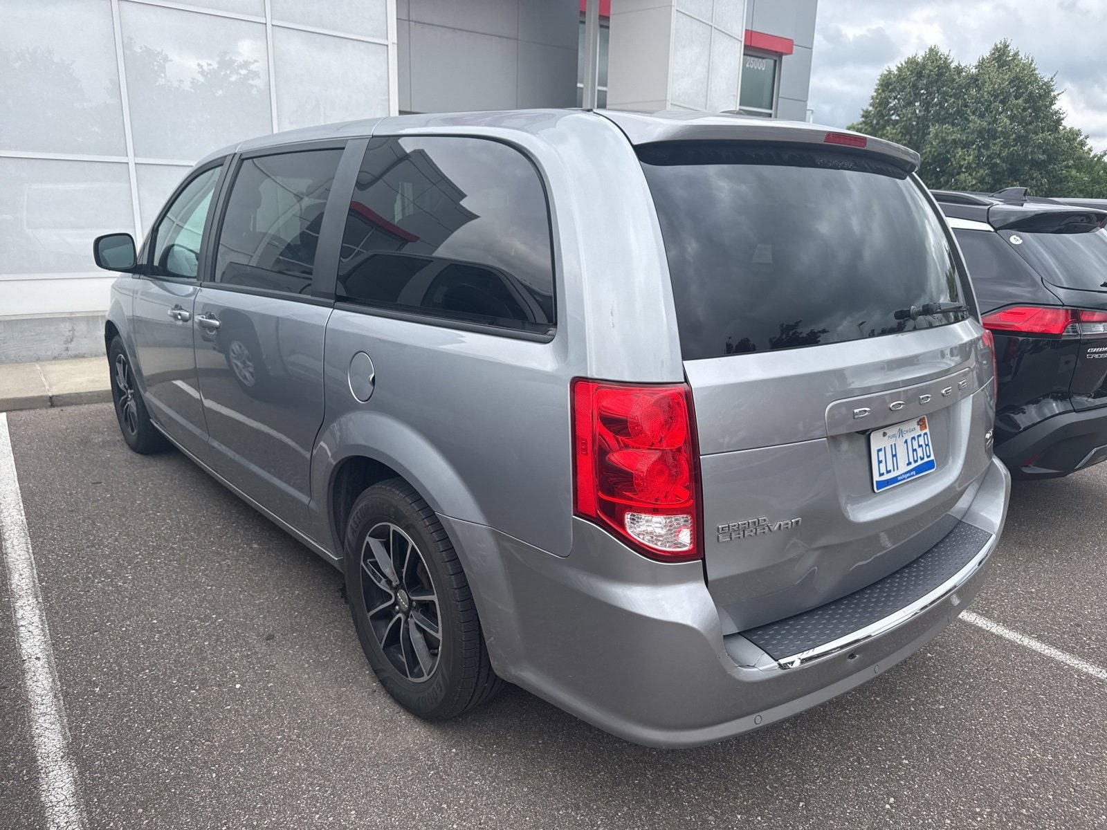 Thumbnail: 2019 Dodge Grand Caravan - 4