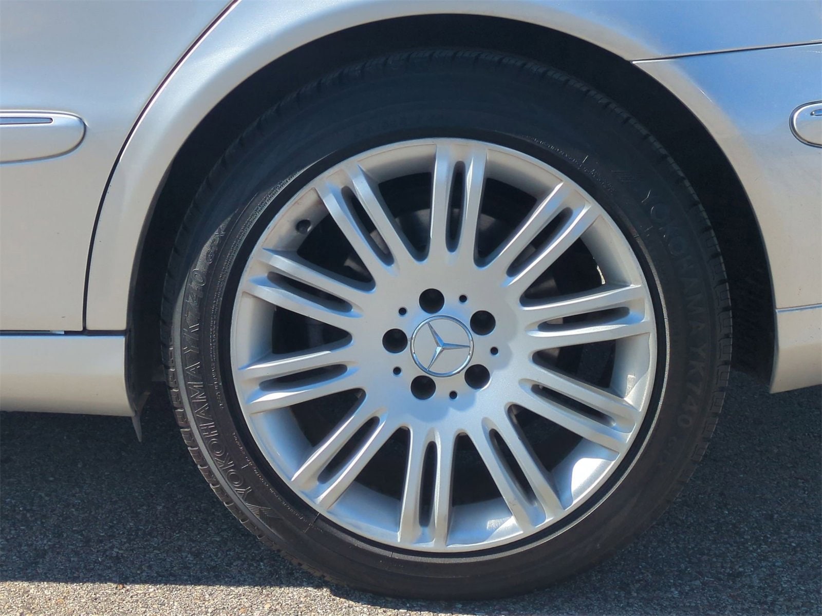 Thumbnail: 2006 Mercedes-Benz E-Class - 13