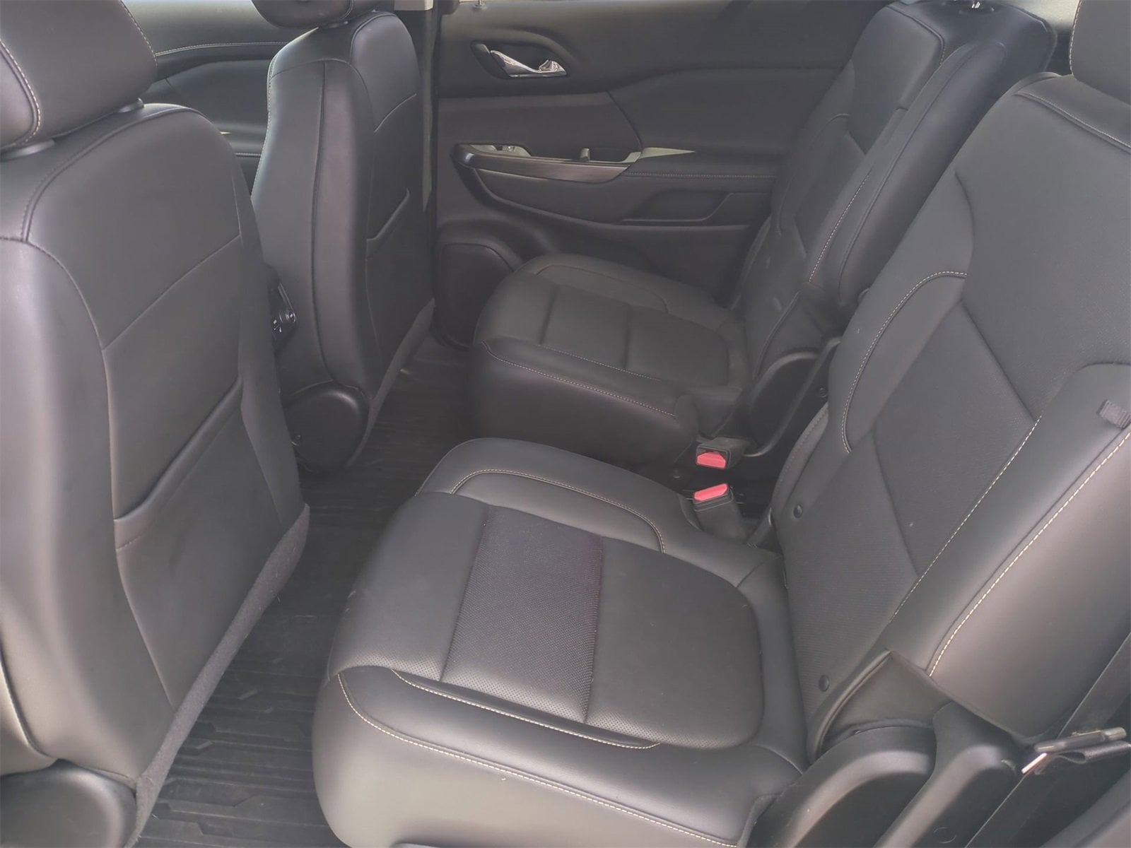 Thumbnail: 2023 GMC Acadia - 19