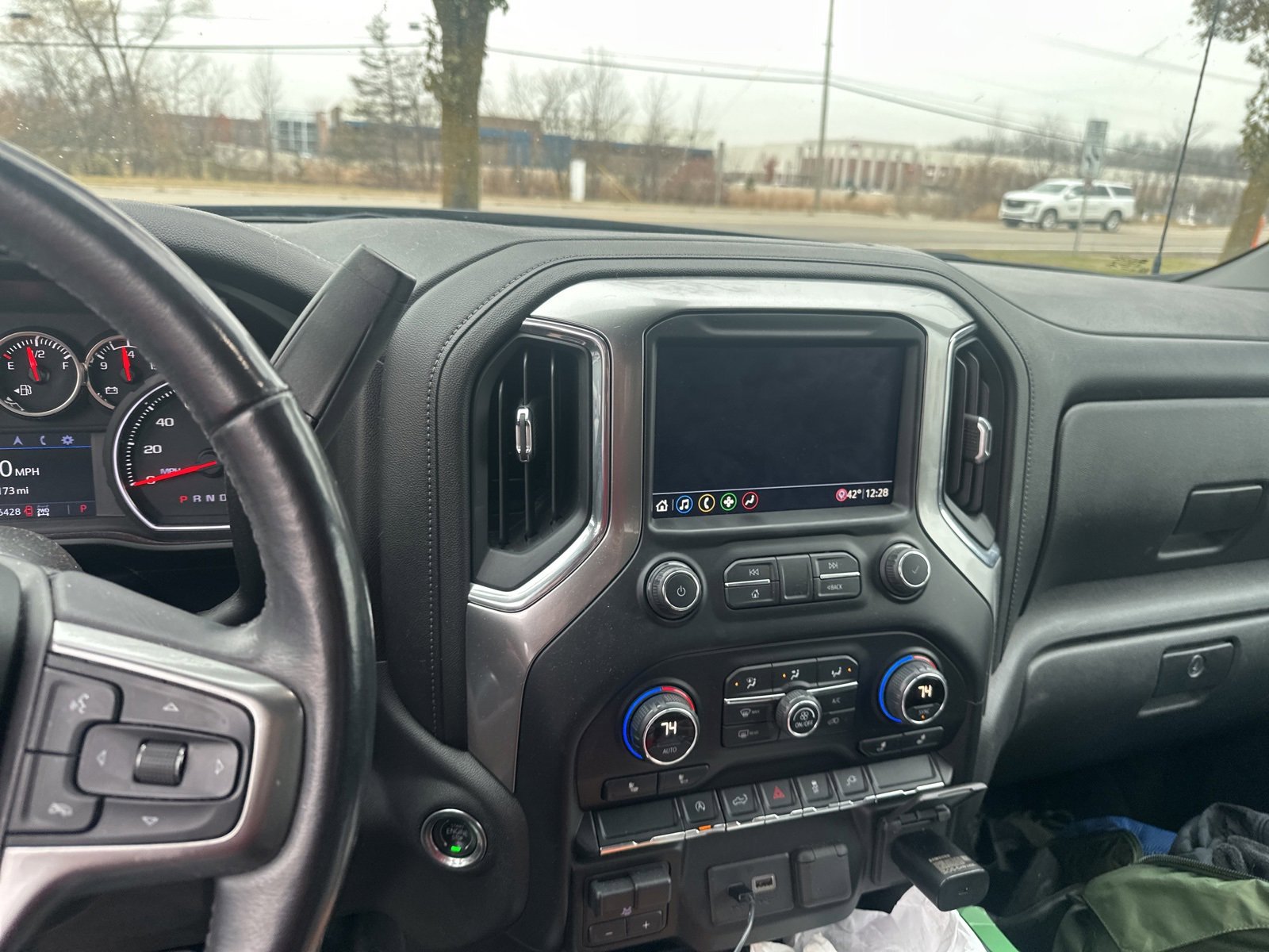 Thumbnail: 2020 Chevrolet Silverado 1500 - 7