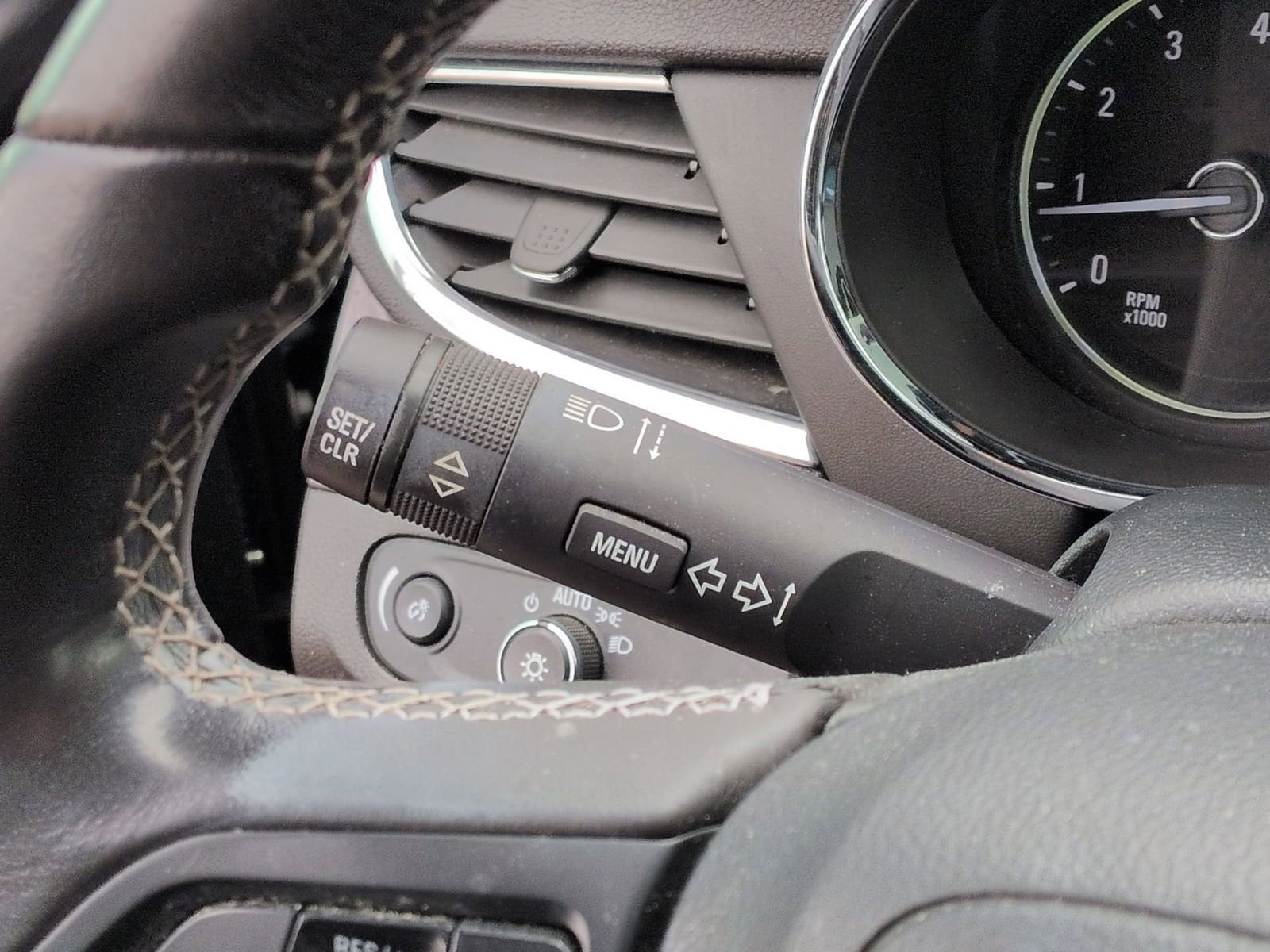 Thumbnail: 2020 Buick Encore - 27