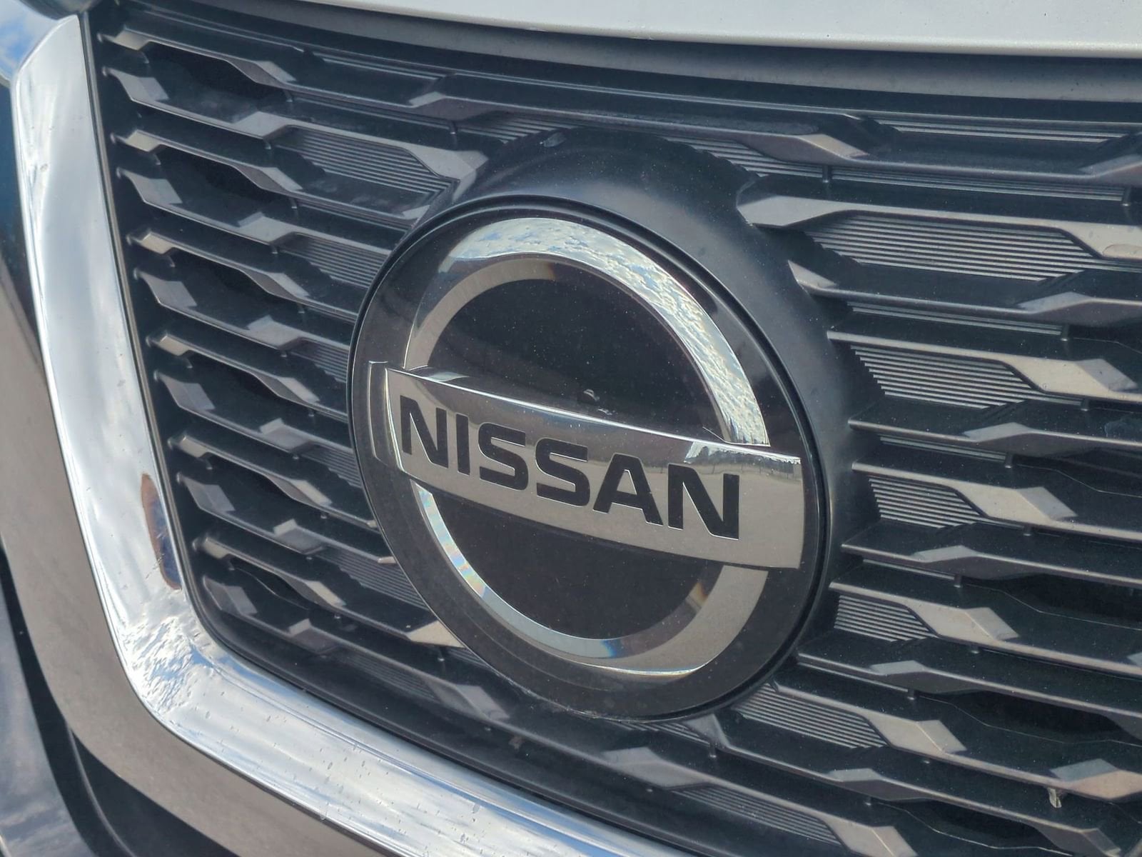 Thumbnail: 2018 Nissan Rogue - 12