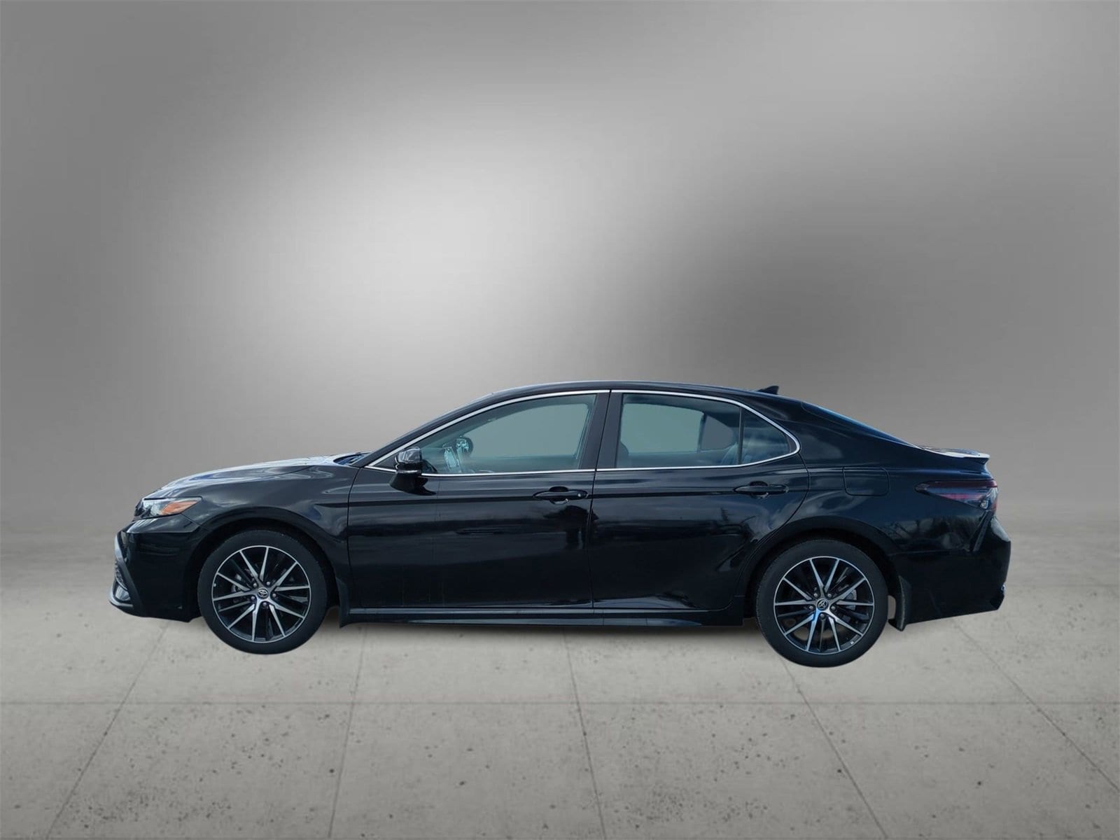 Thumbnail: 2023 Toyota Camry - 5