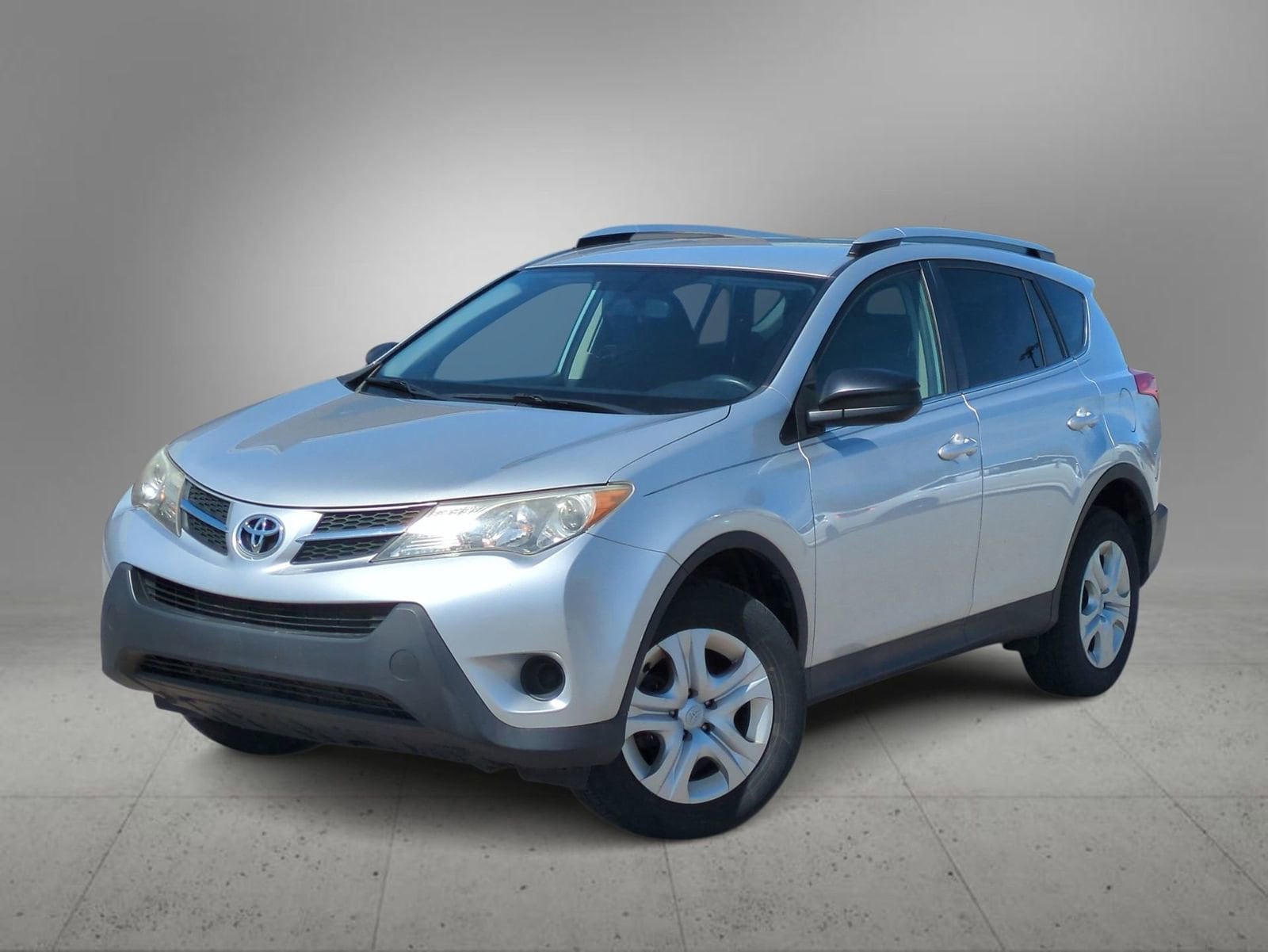Thumbnail: 2015 Toyota RAV4 - 1