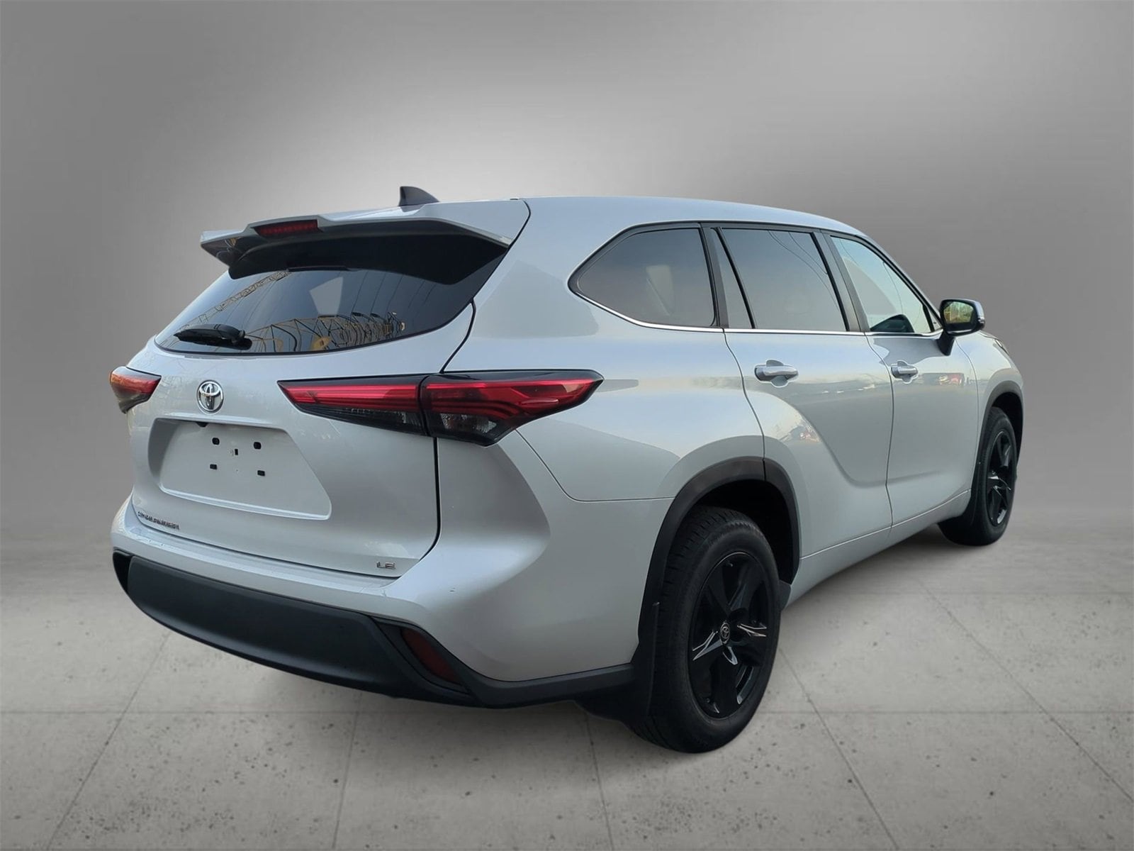 Thumbnail: 2023 Toyota Highlander - 8