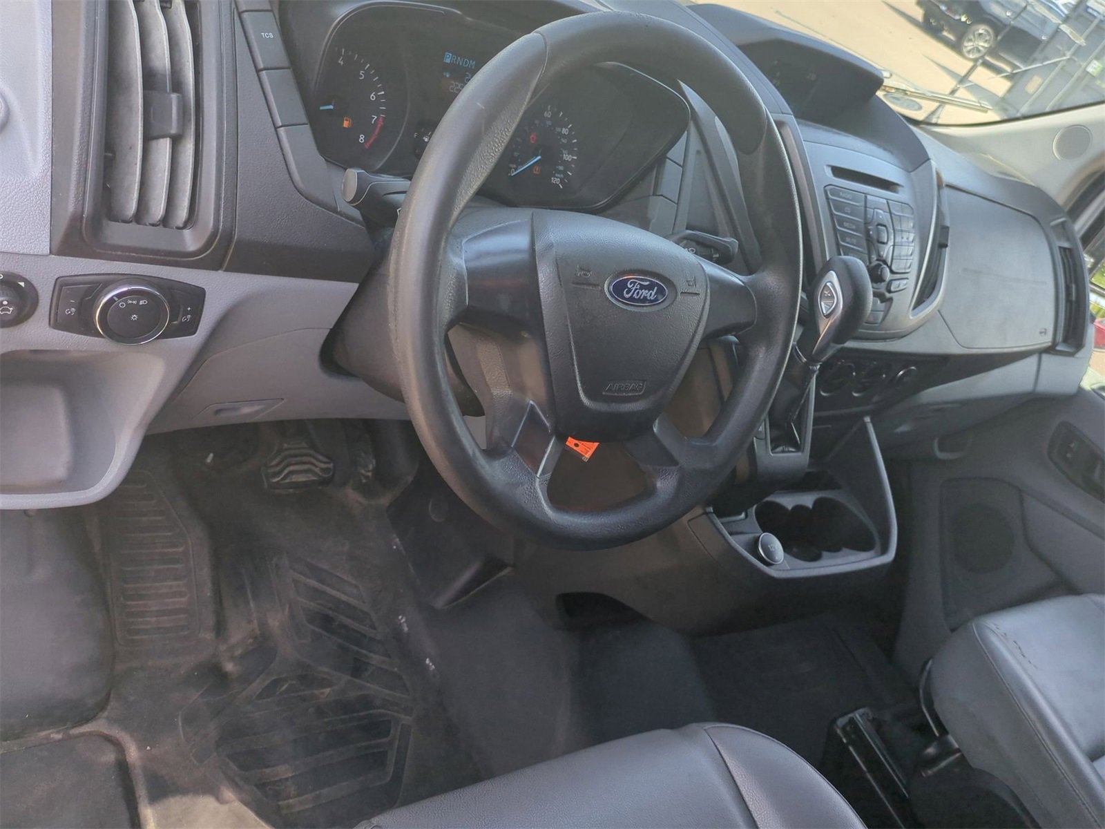 Thumbnail: 2018 Ford Transit Series - 10