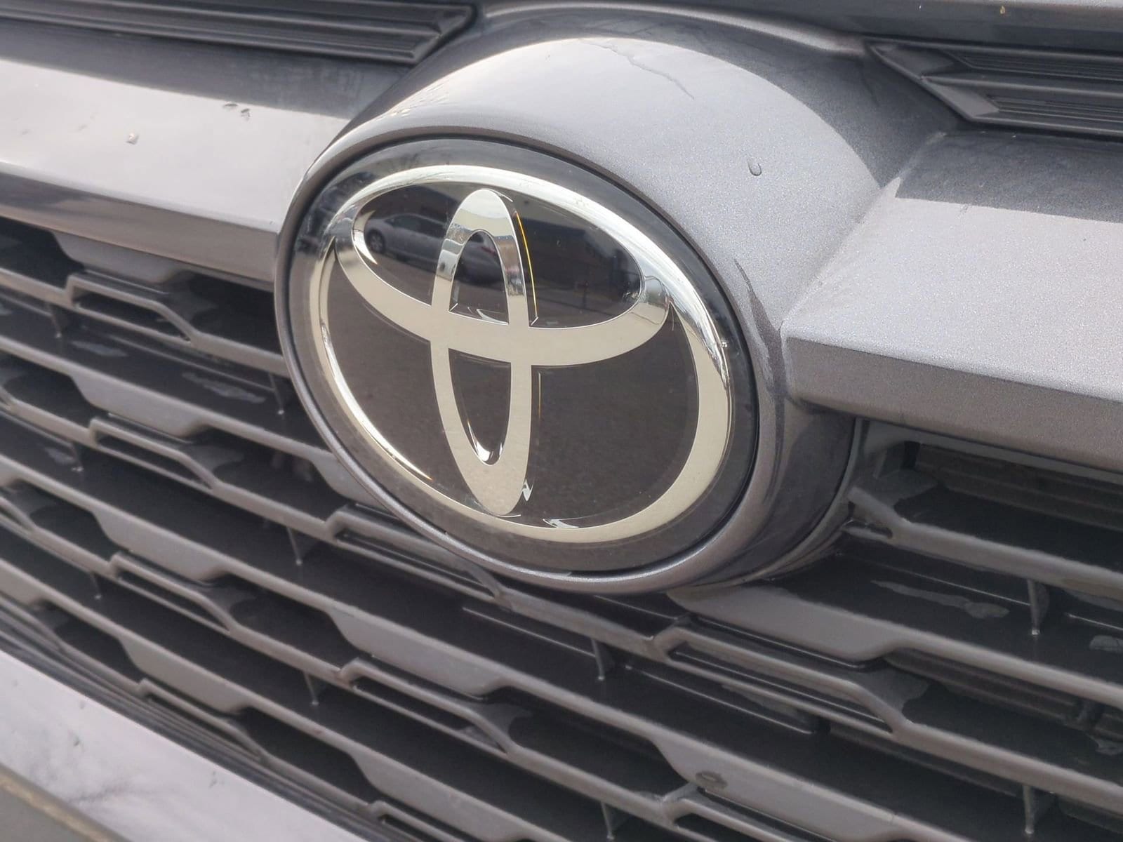 Thumbnail: 2023 Toyota RAV4 - 11