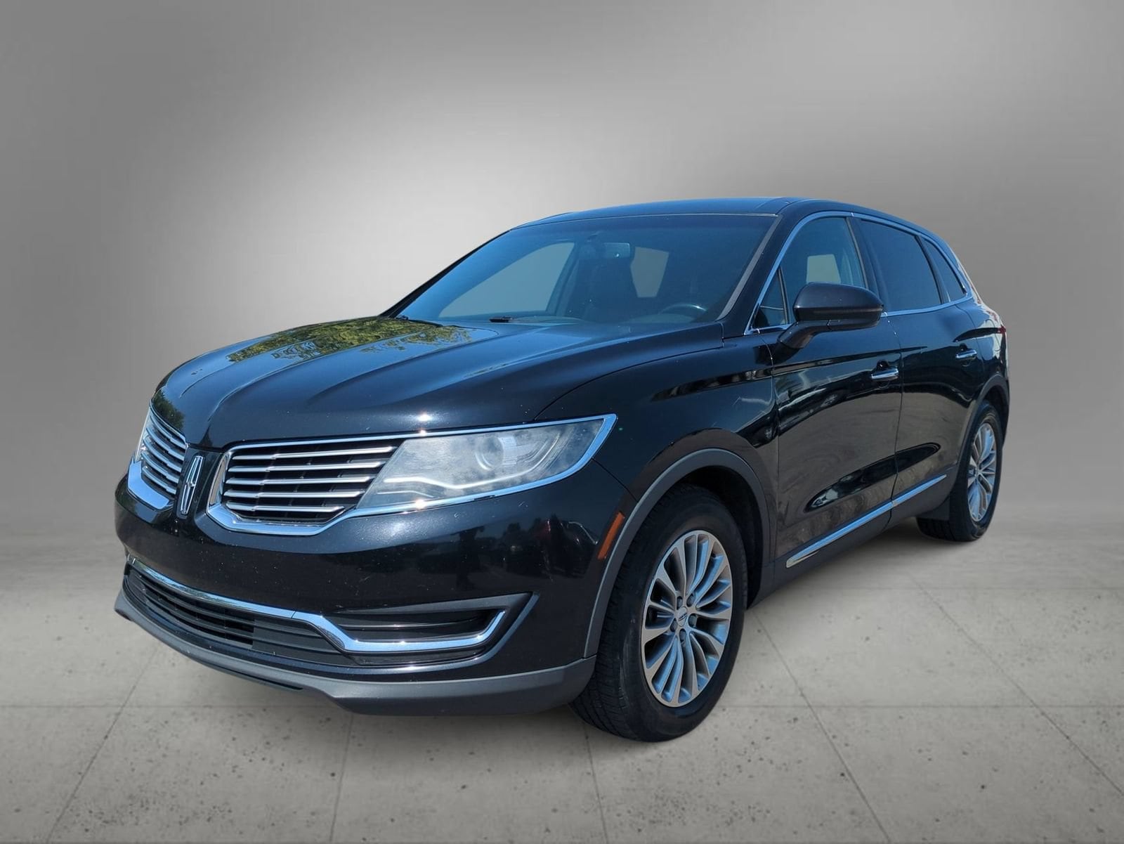 Thumbnail: 2016 Lincoln MKX - 4