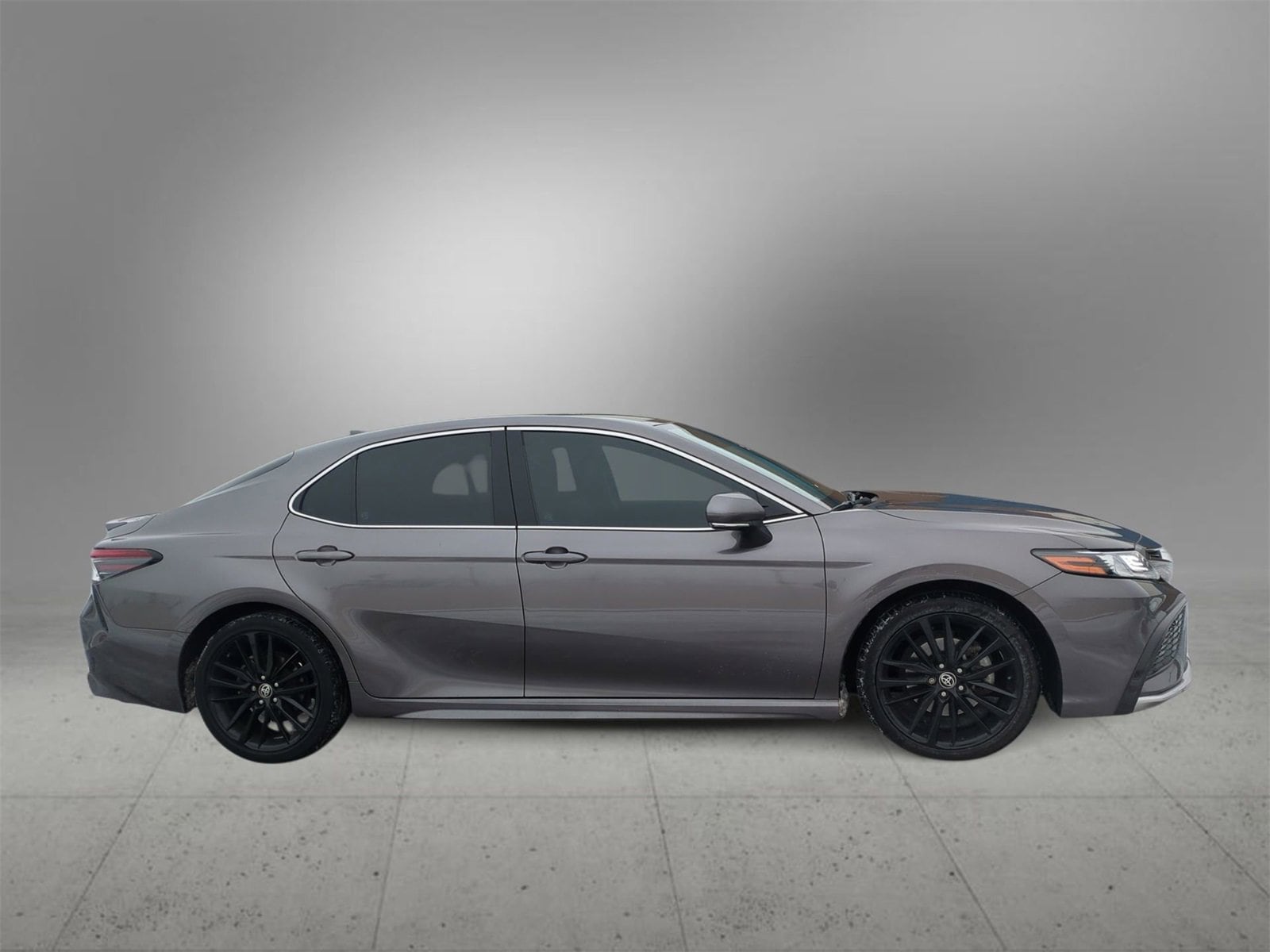 Thumbnail: 2022 Toyota Camry - 9