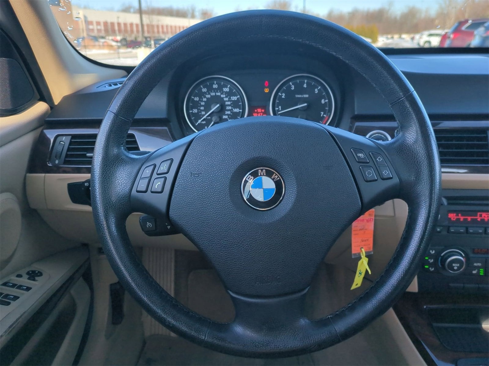 Thumbnail: 2011 BMW 3 Series - 24