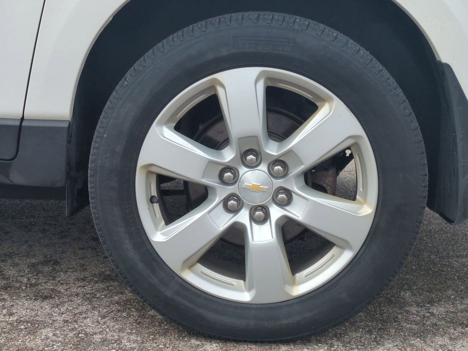 Thumbnail: 2017 Chevrolet Traverse - 14