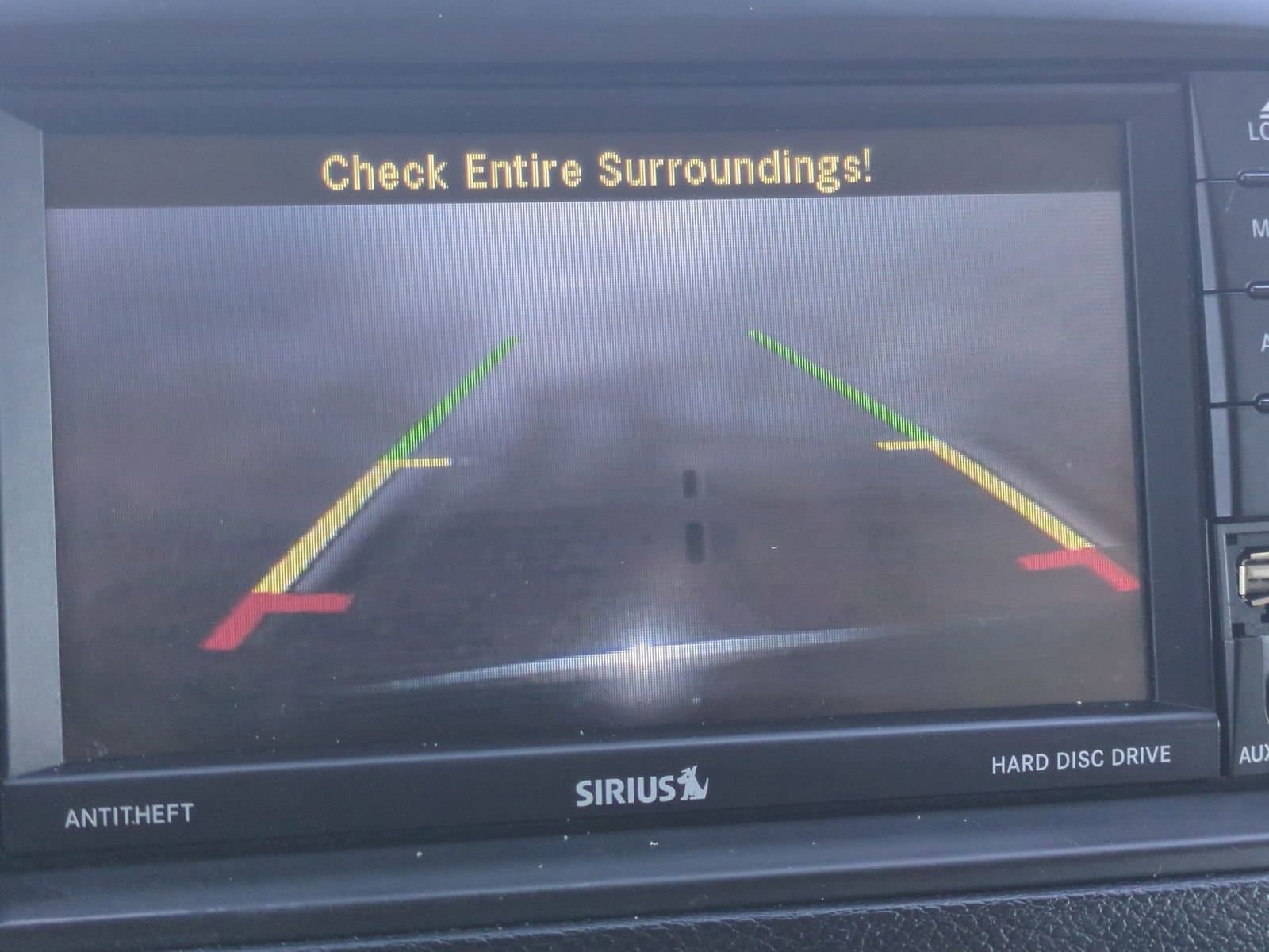 Thumbnail: 2013 Chrysler Town & Country - 28