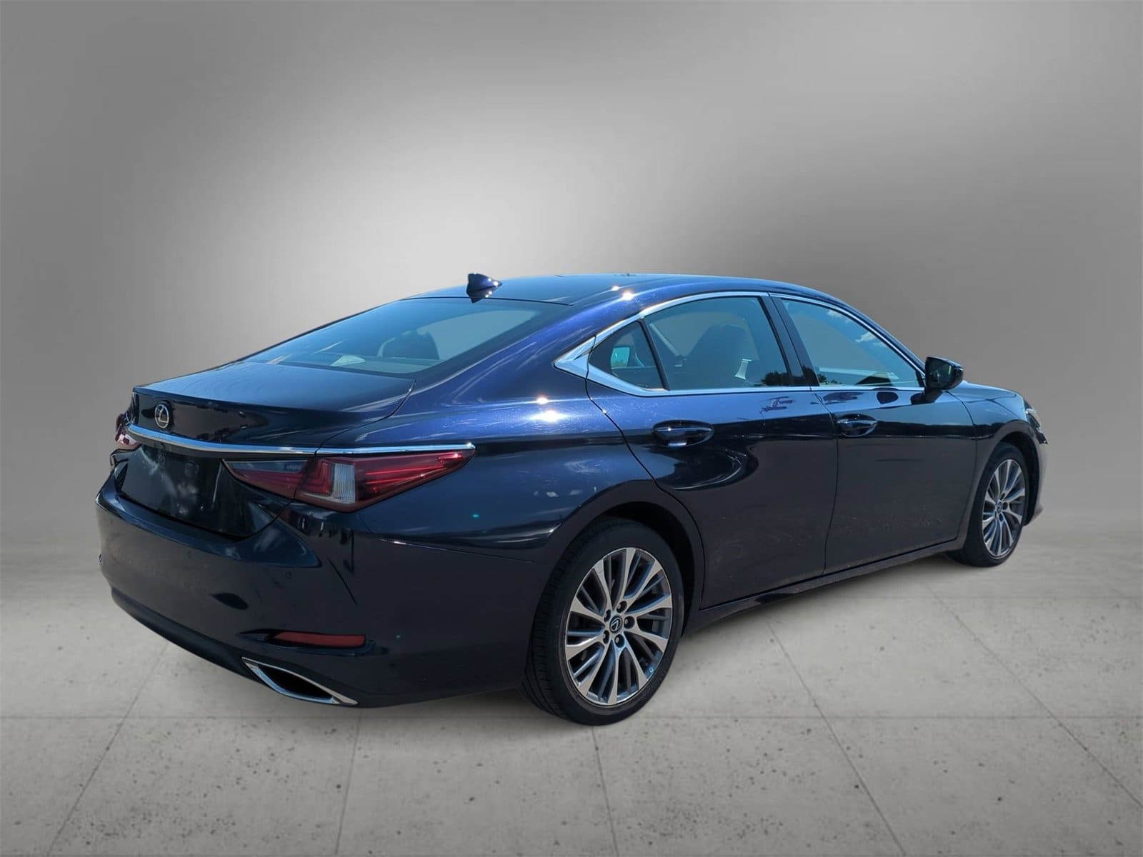 Thumbnail: 2019 Lexus ES - 8