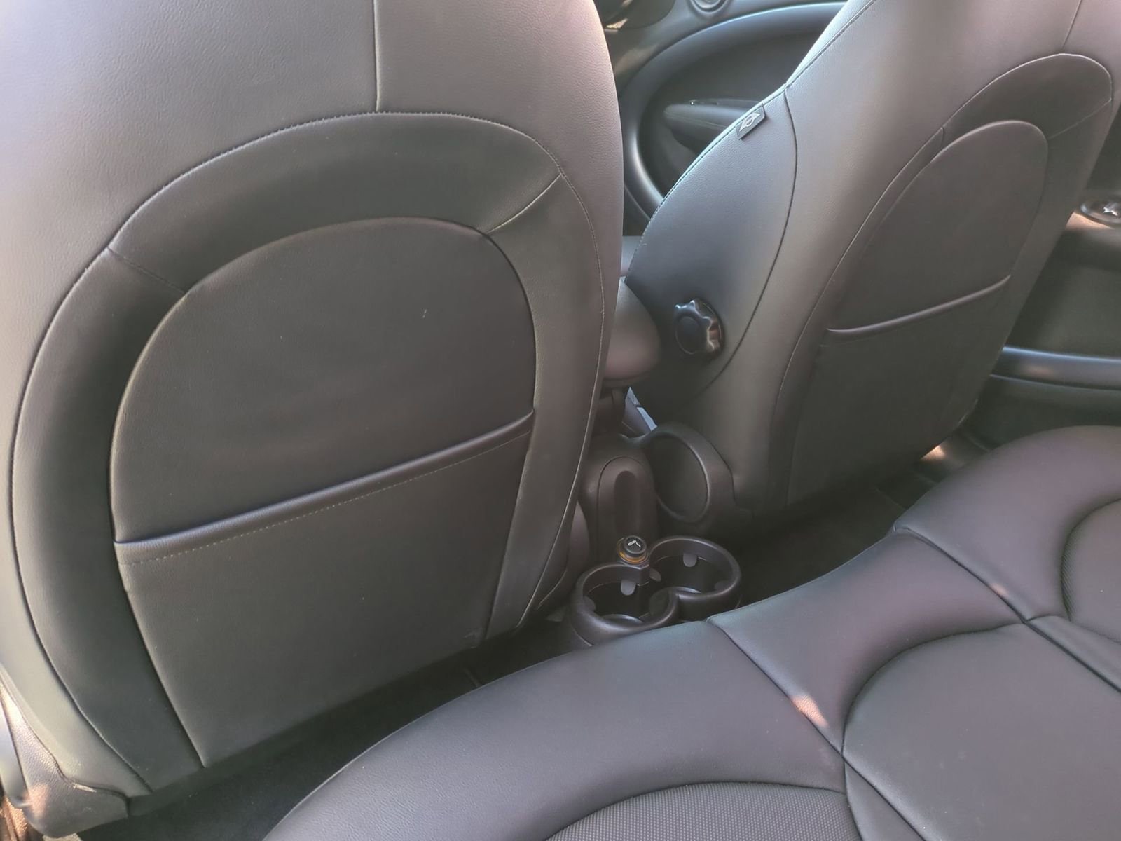 Thumbnail: 2014 MINI Cooper Countryman - 18