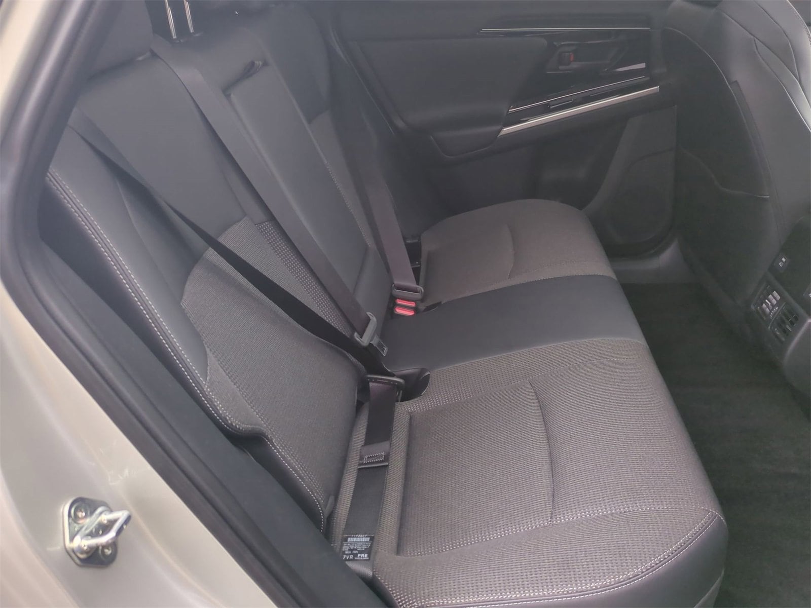 Thumbnail: 2024 Toyota bZ4X - 21