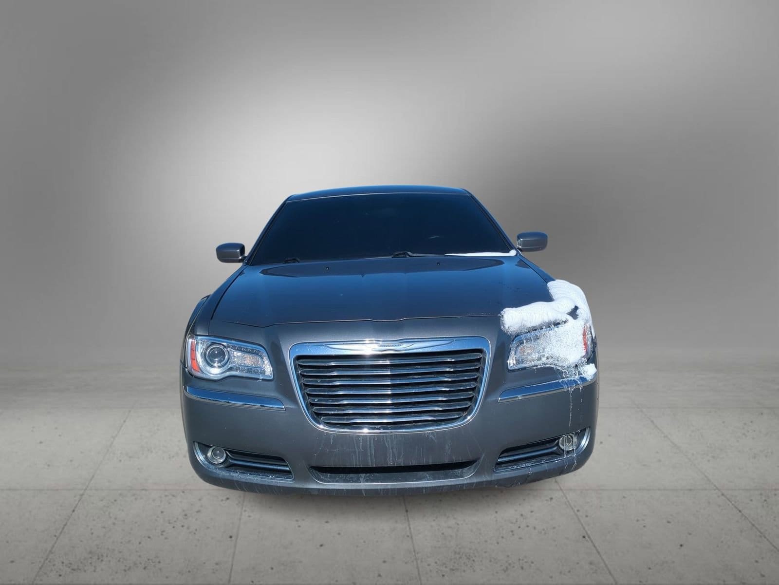 Thumbnail: 2012 Chrysler 300 - 3