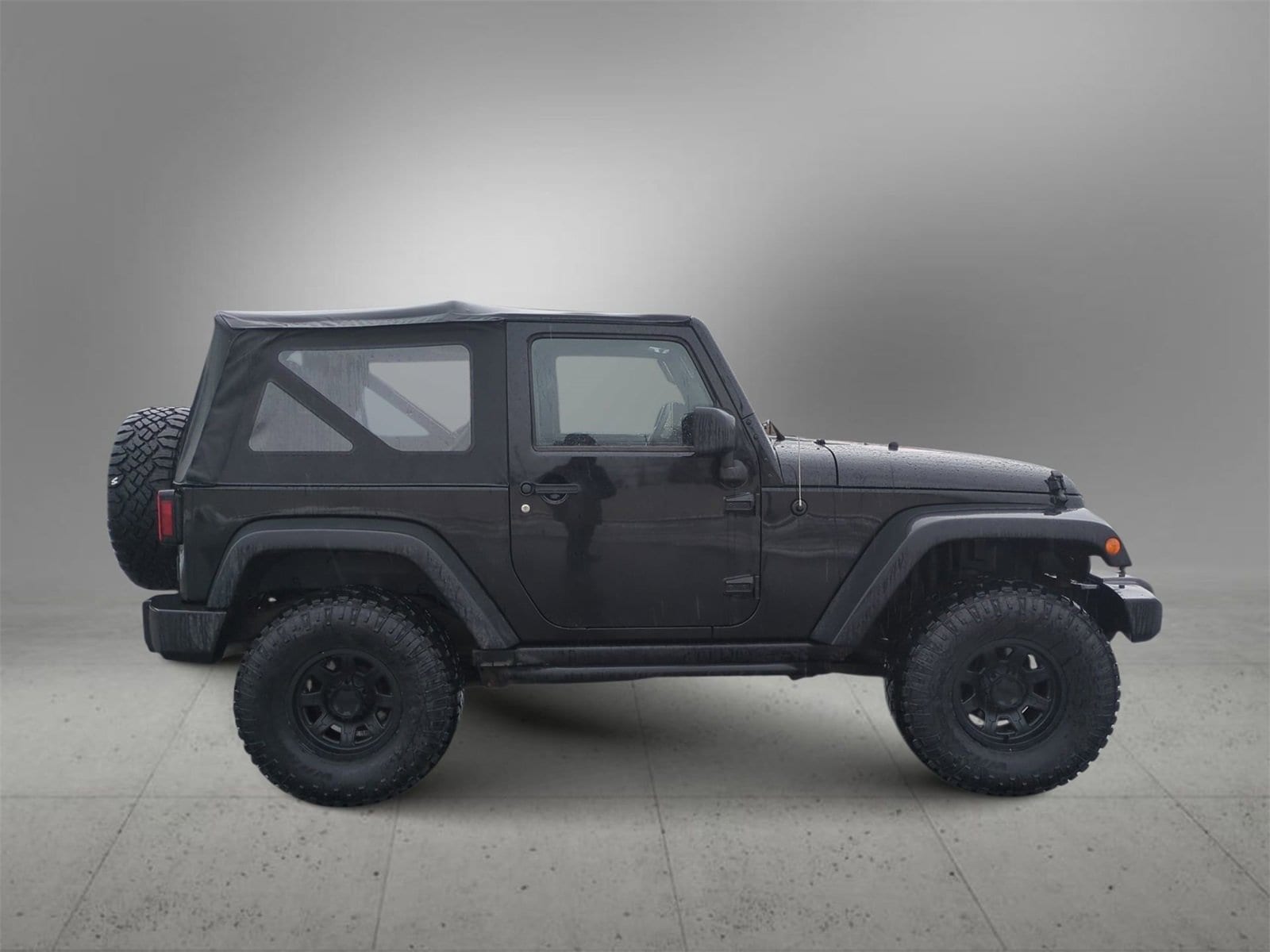 Thumbnail: 2013 Jeep Wrangler - 9