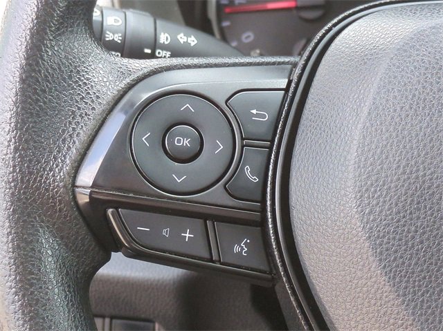 Thumbnail: 2020 Toyota RAV4 - 24