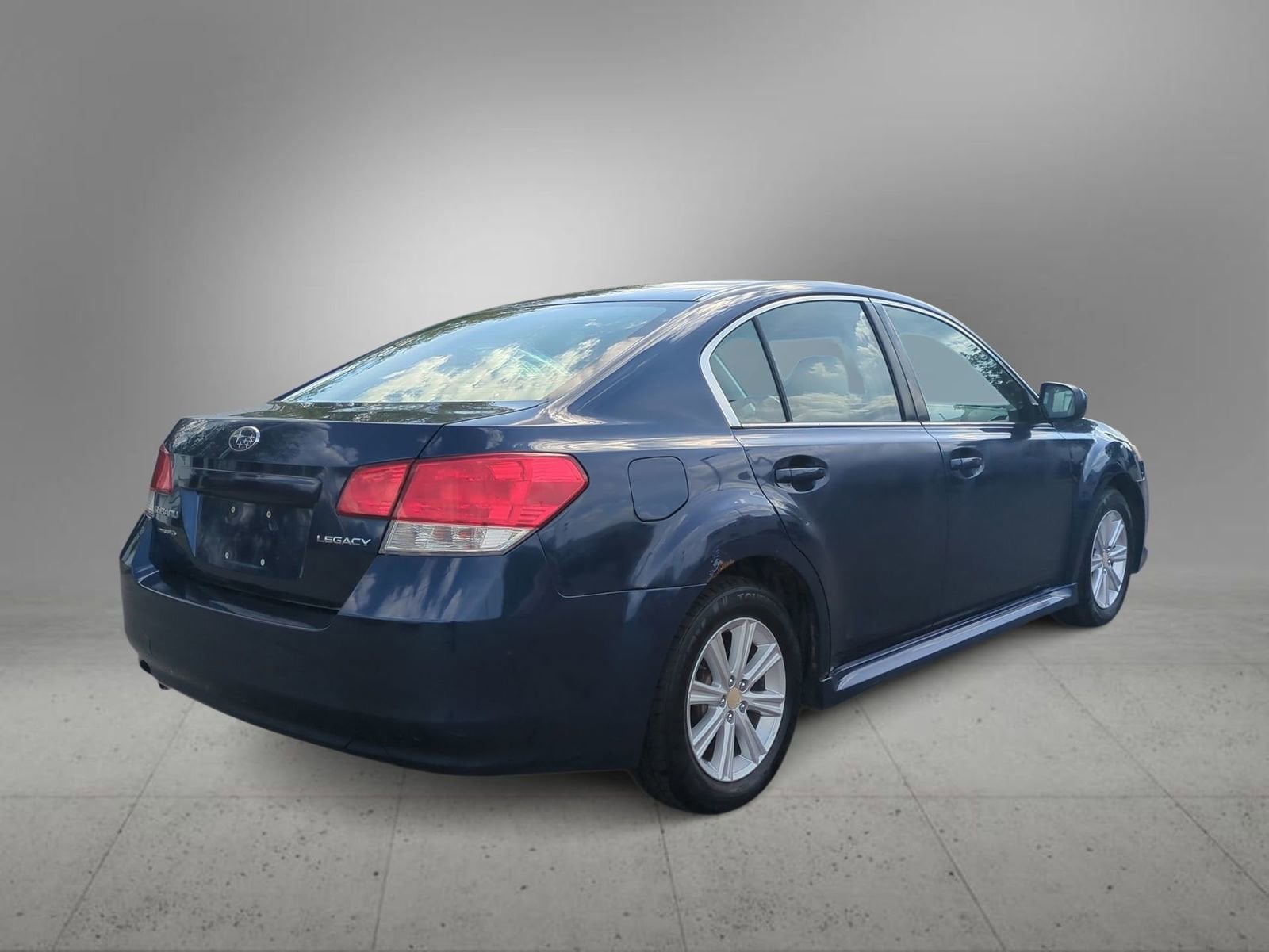 Thumbnail: 2011 Subaru Legacy - 8