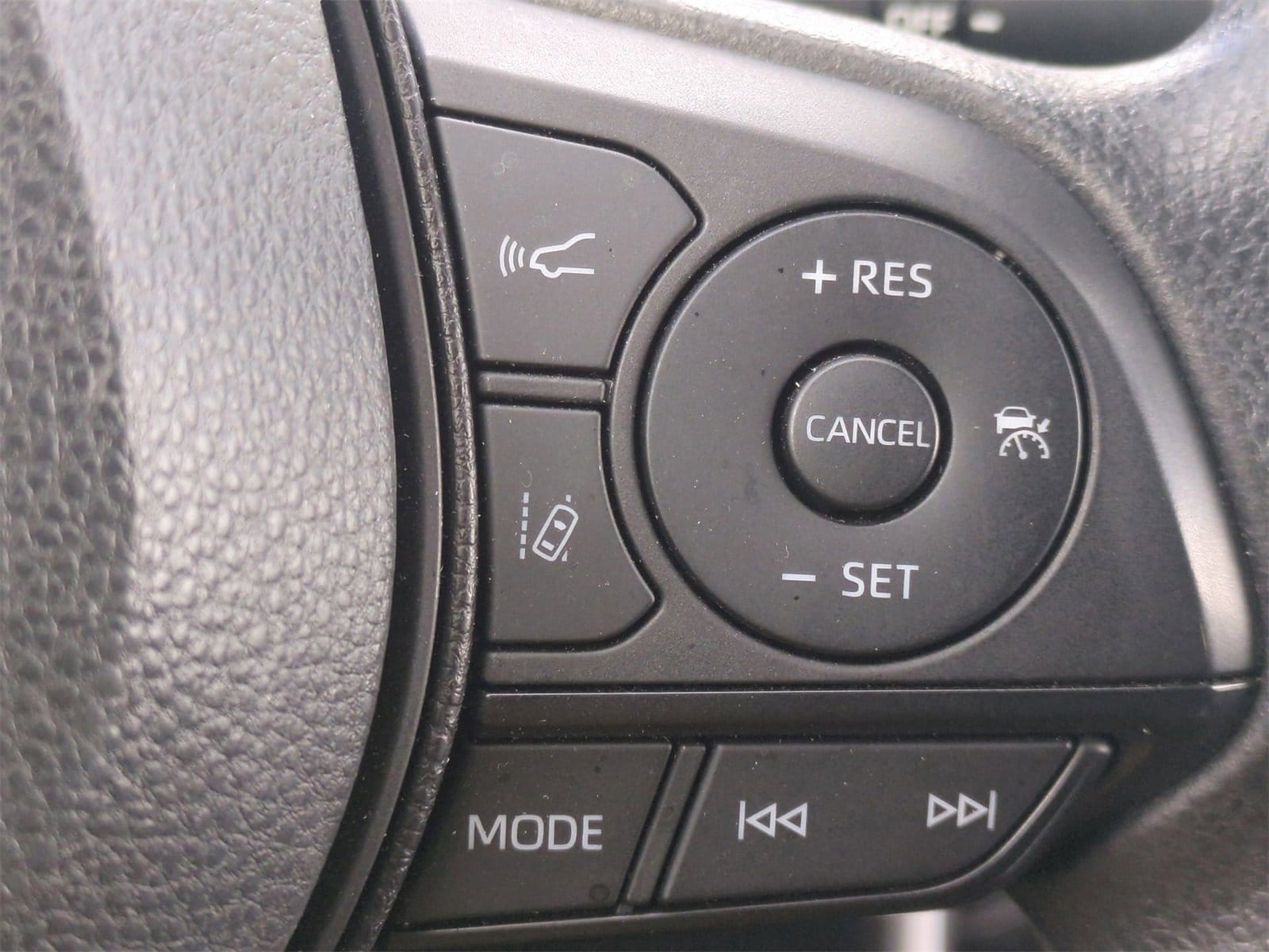 Thumbnail: 2024 Toyota RAV4 - 24