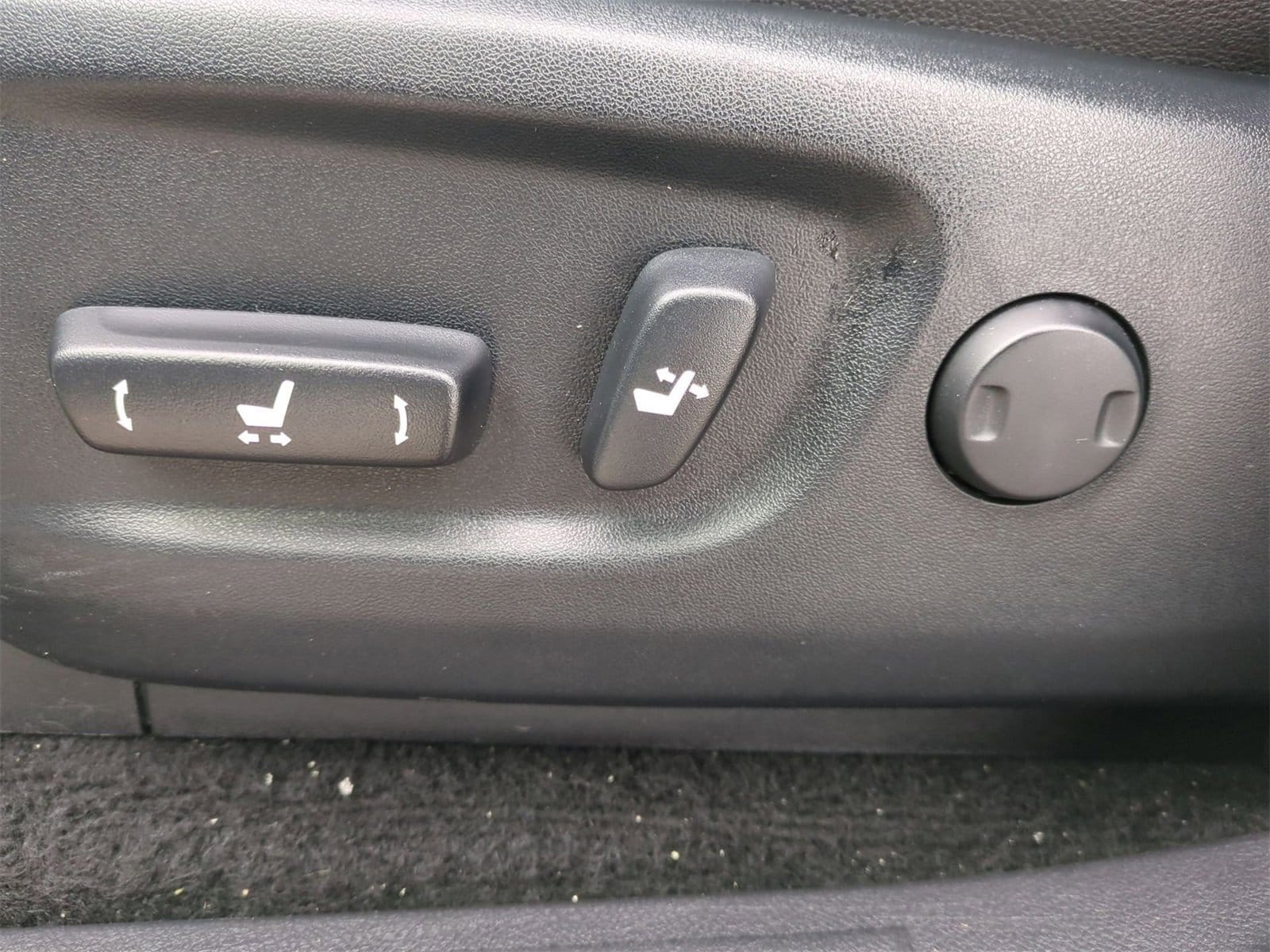 Thumbnail: 2022 Toyota 4Runner - 17