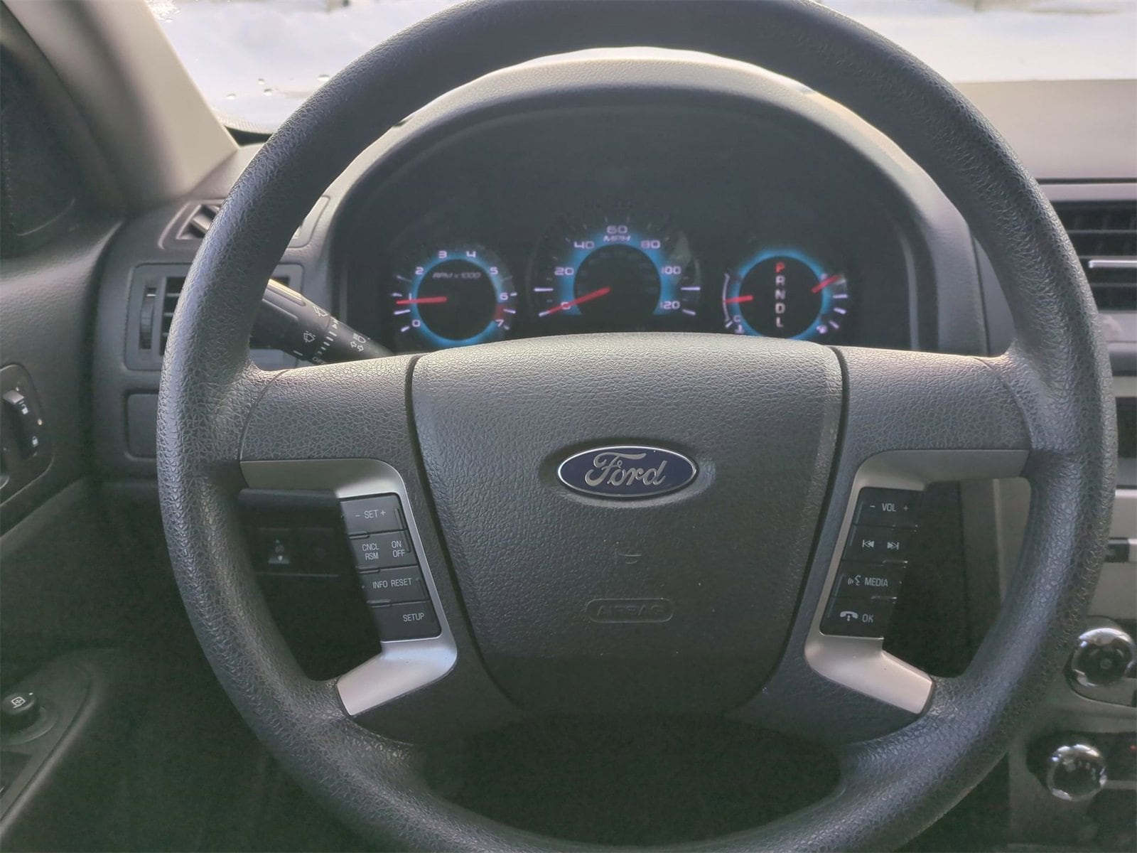 Thumbnail: 2012 Ford Fusion - 24