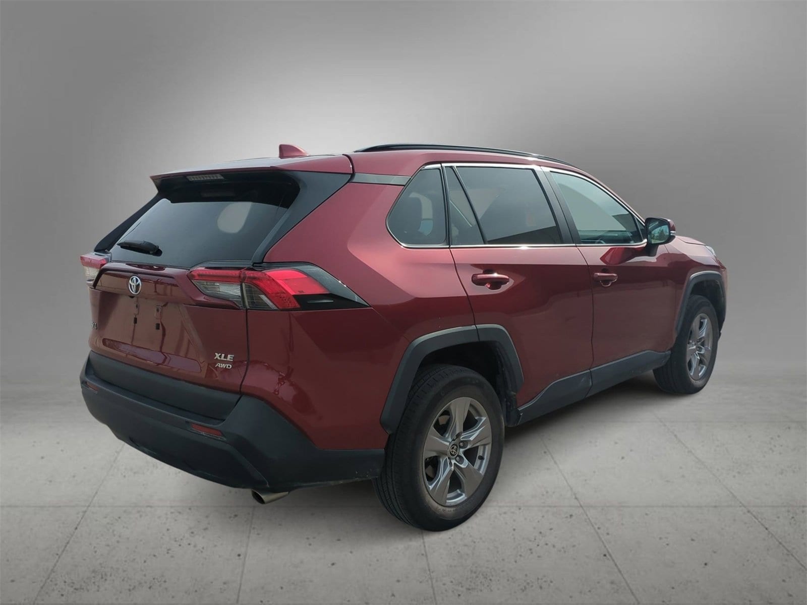 Thumbnail: 2022 Toyota RAV4 - 8