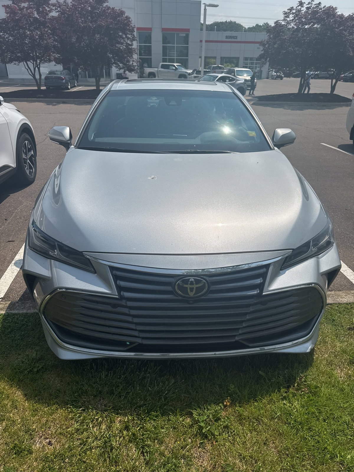 Thumbnail: 2019 Toyota Avalon - 1
