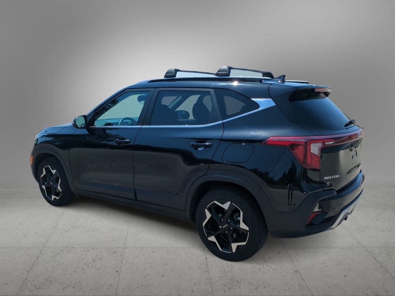Thumbnail: 2024 Kia Seltos - 6