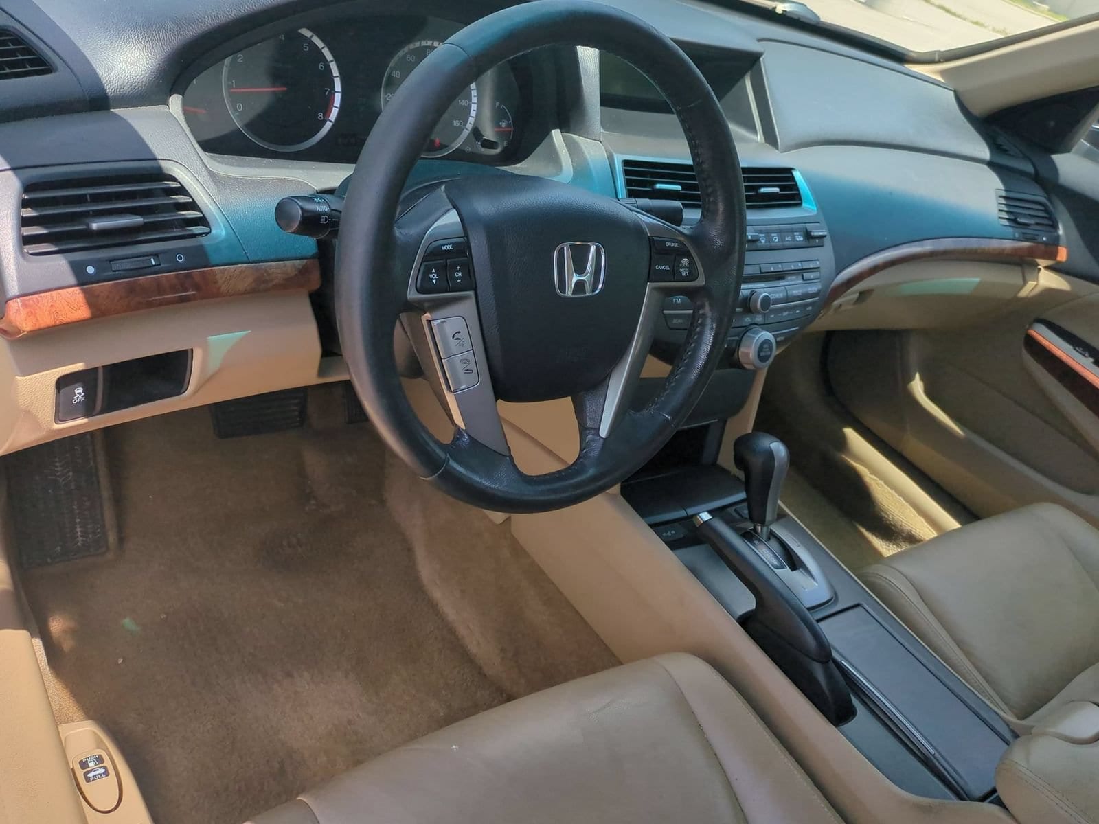 Thumbnail: 2012 Honda Accord - 10
