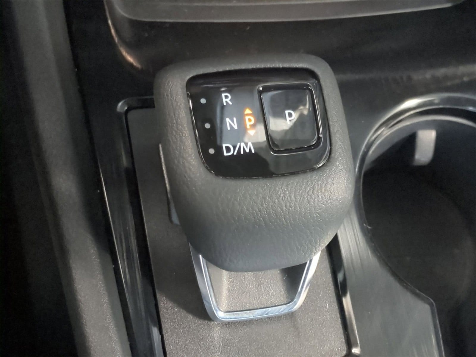 Thumbnail: 2022 Nissan Rogue - 30