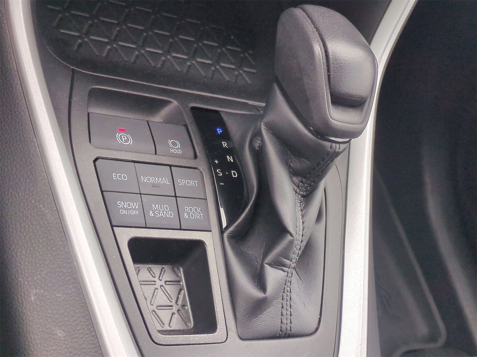 Thumbnail: 2023 Toyota RAV4 - 30