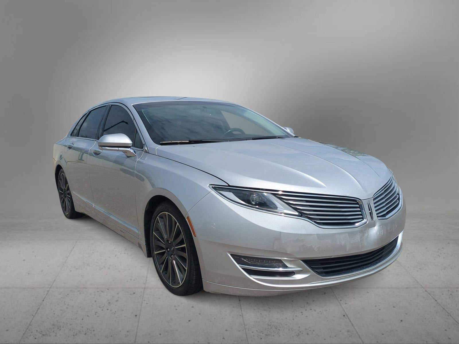 Thumbnail: 2016 Lincoln MKZ - 2