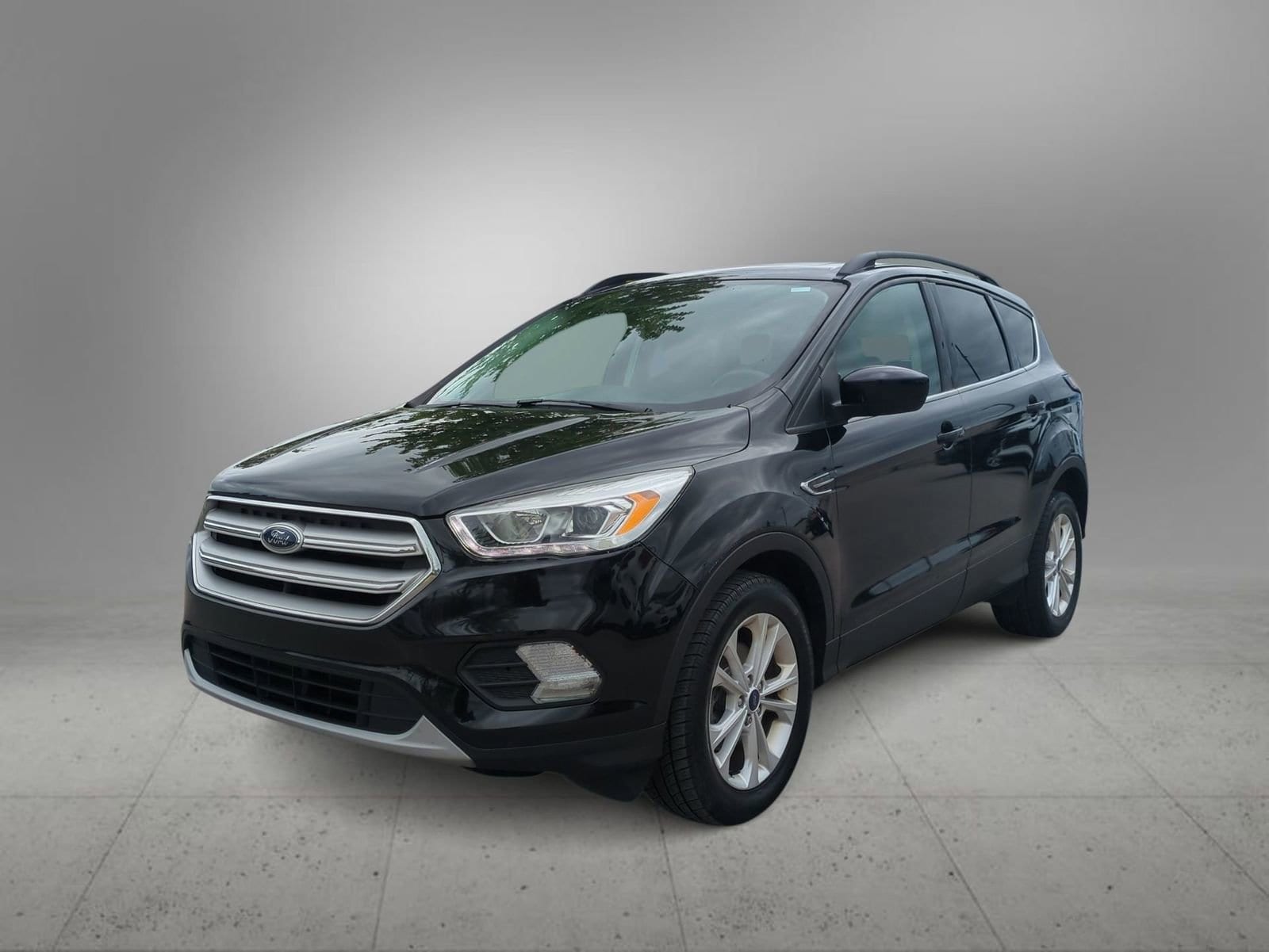 Thumbnail: 2018 Ford Escape - 4