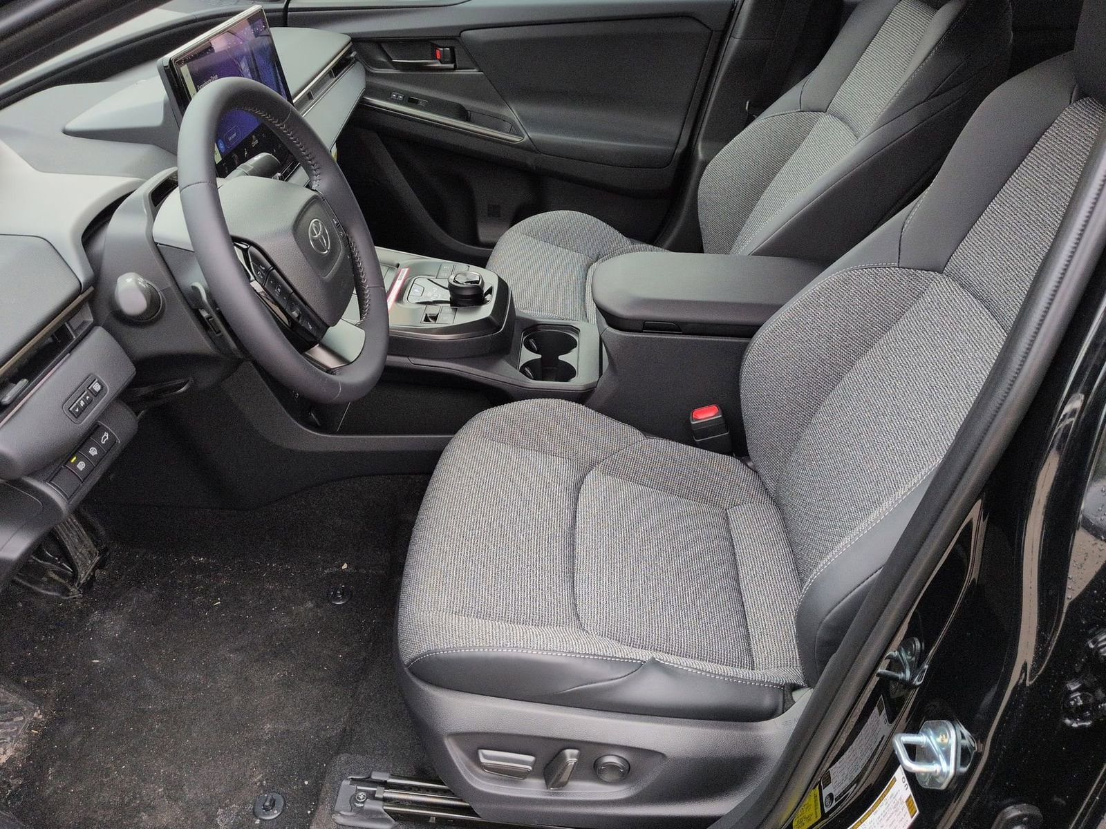 Thumbnail: 2026 Toyota bZ - 17