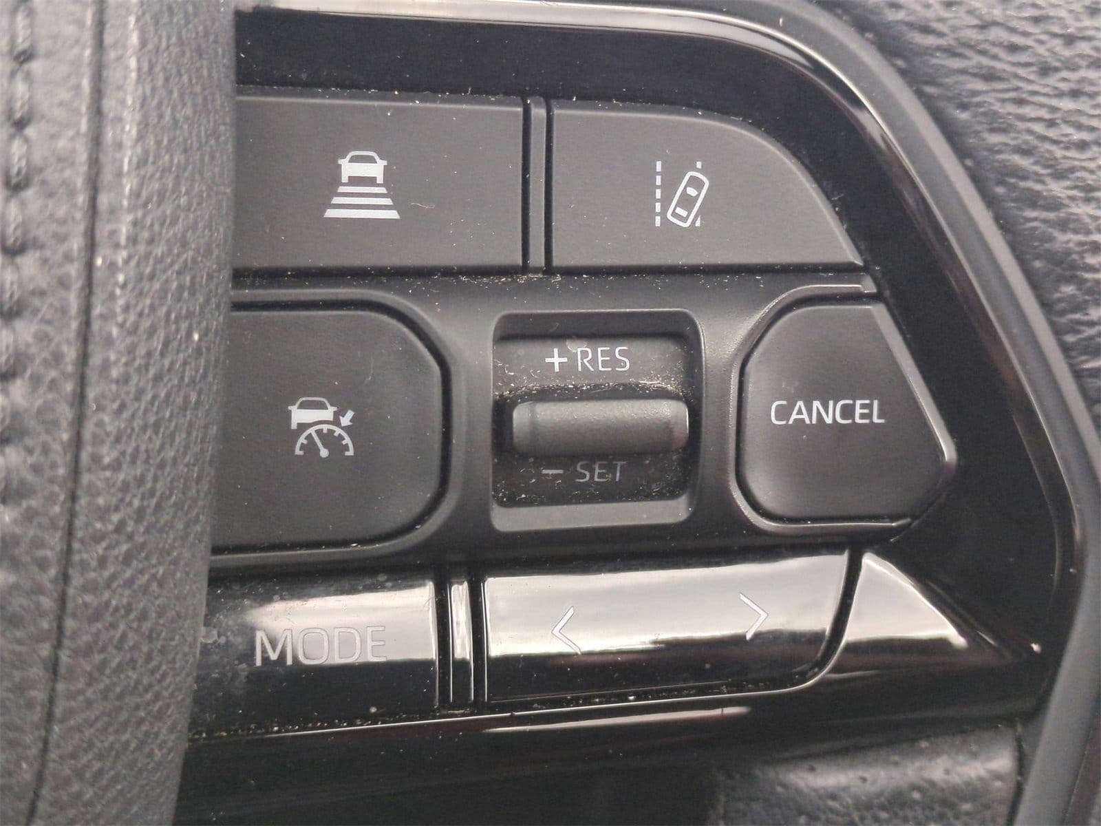 Thumbnail: 2022 Toyota Tundra - 26